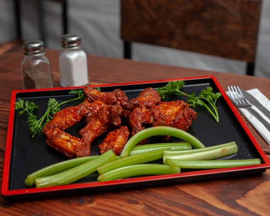 Order Buffalo Wings food online from Wings & Burgers To Go store, Denver on bringmethat.com