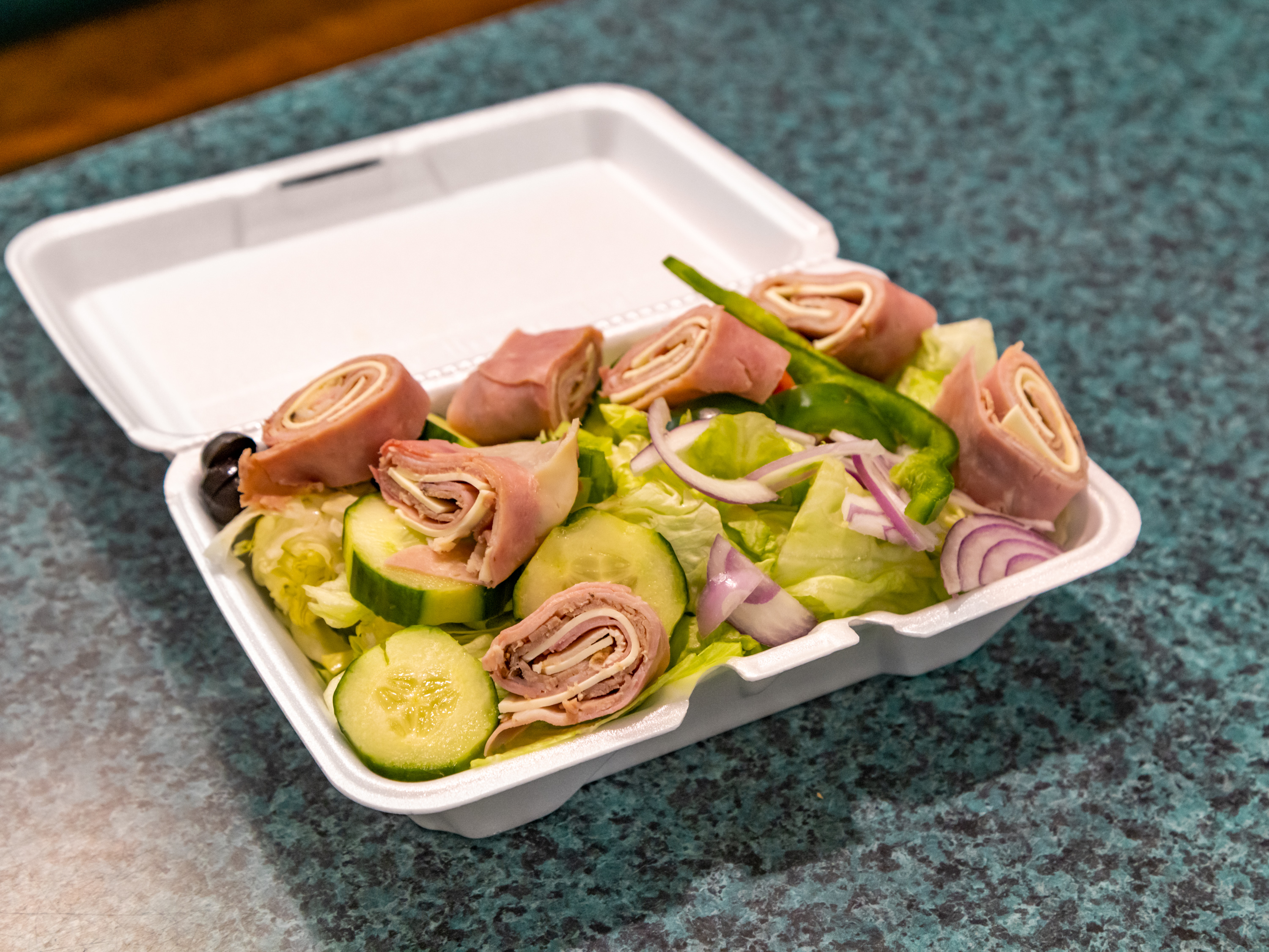 Order Chef's Salad food online from Holyoke Pizza store, Holyoke on bringmethat.com