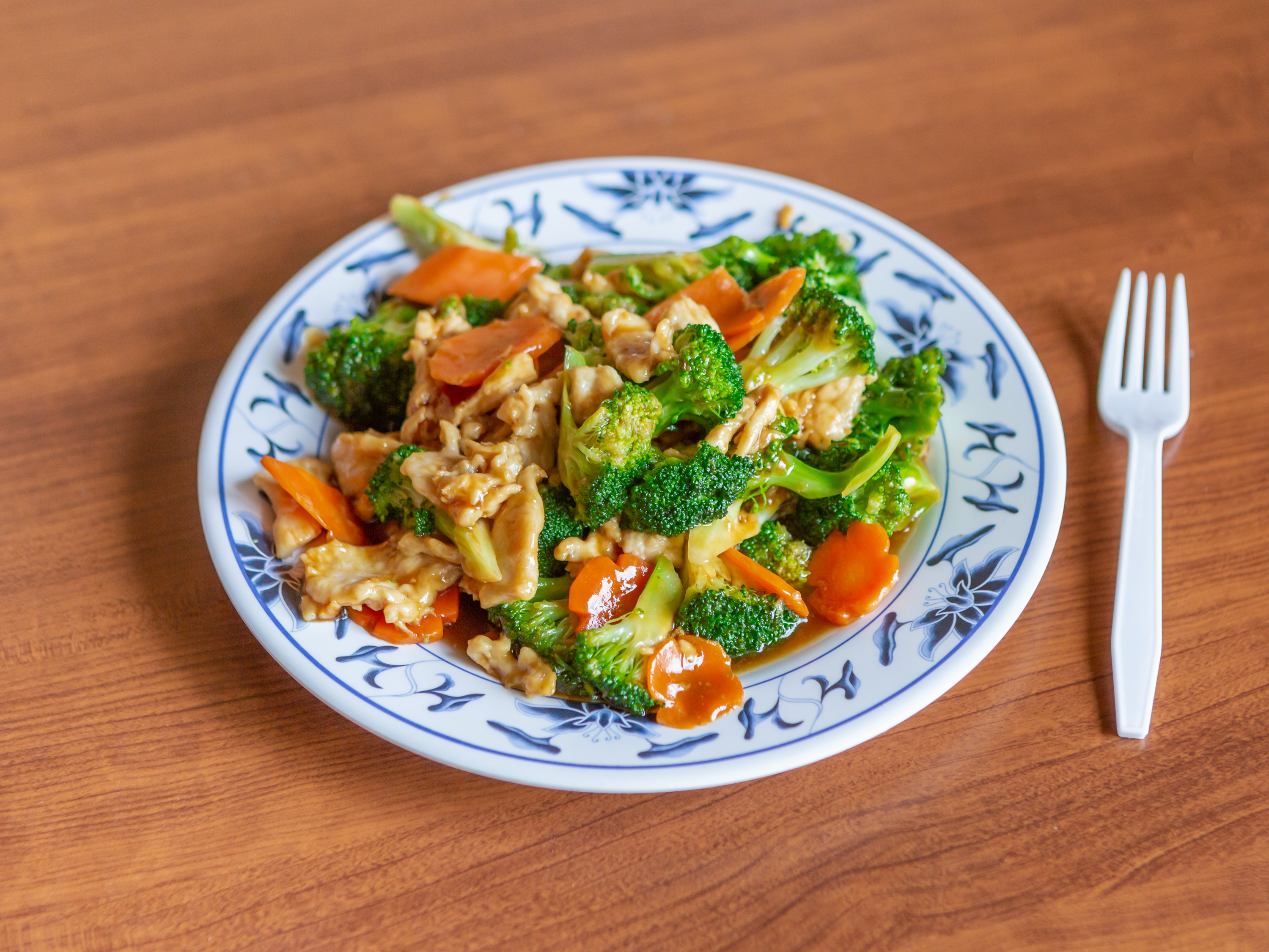 Order 57. Chicken with Broccoli food online from Guilin store, Saline on bringmethat.com