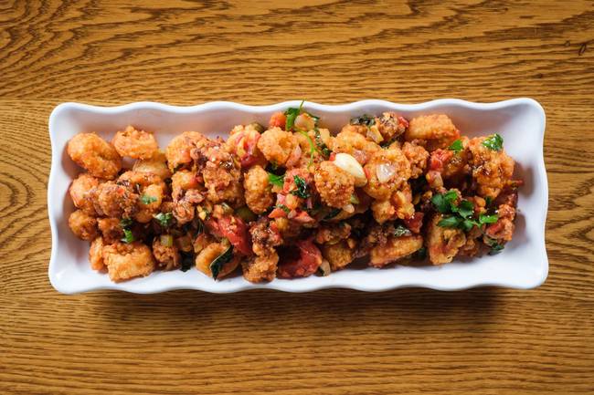Order Sicilian Calamari food online from Chickie & Pete Cafe store, Philadelphia on bringmethat.com
