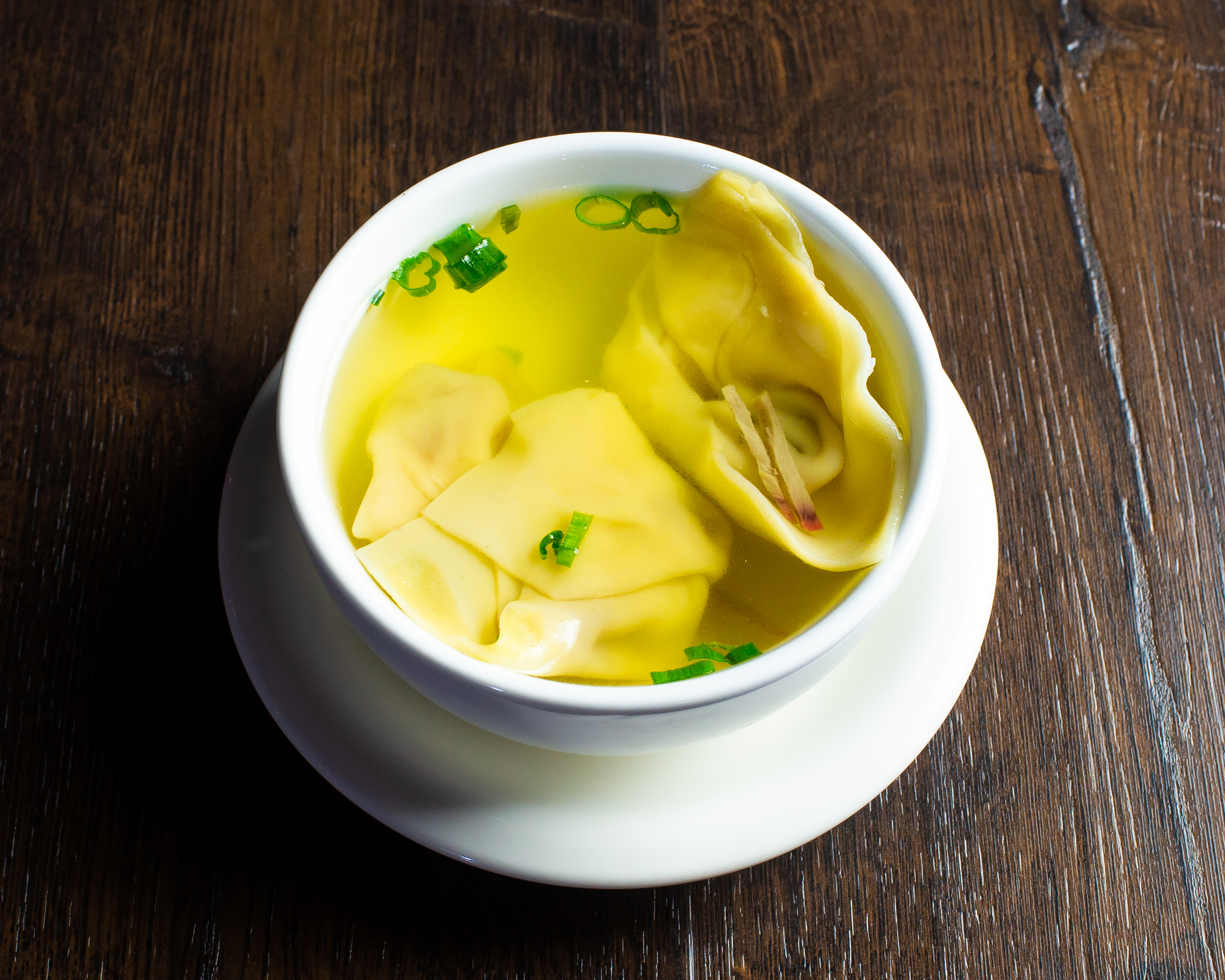 Order Wonton Soup food online from Yummy Yummy Asian Bistro store, Long Beach on bringmethat.com