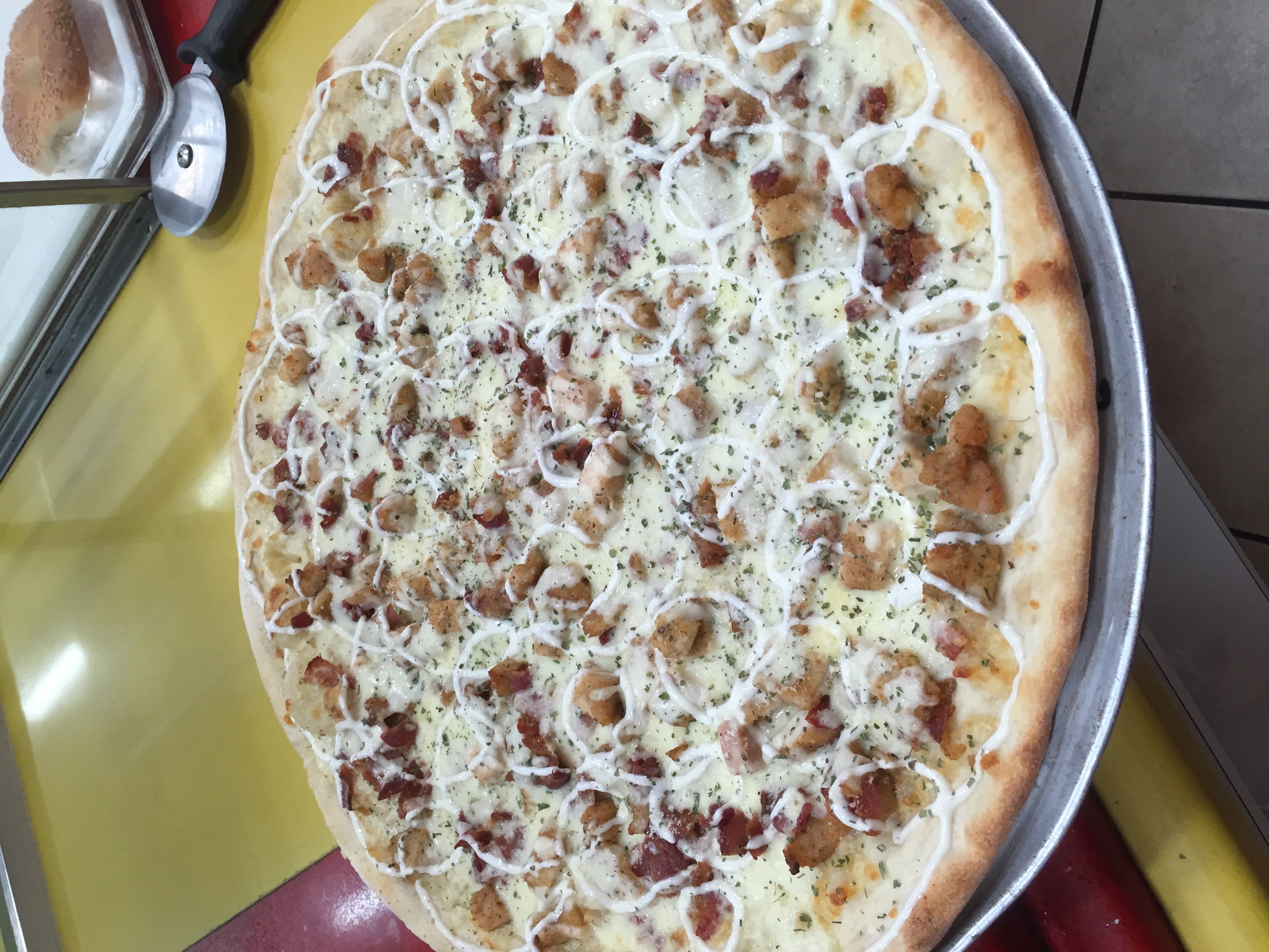 Order Chicken Bacon Ranch Pizza food online from Due Fratelli store, New Windsor on bringmethat.com
