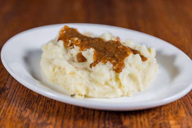 Order Yukon Gold Mashed Potatoes food online from The Metropolitan store, North Wales on bringmethat.com