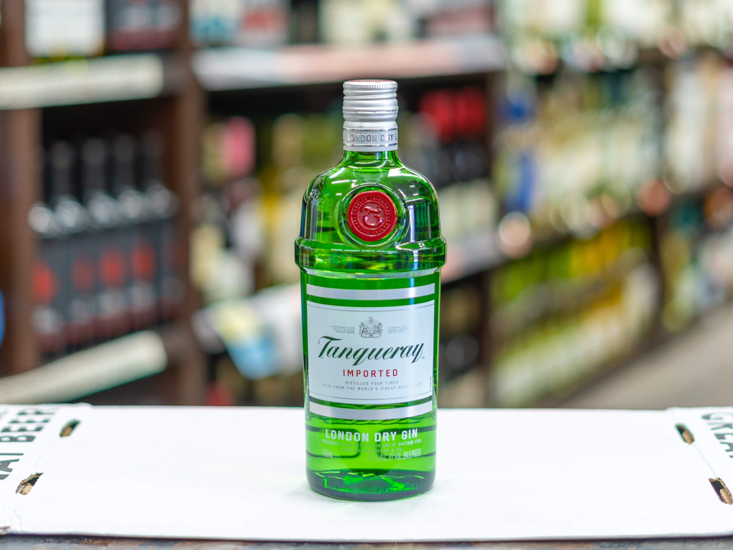 Order Tanqueray London Dry Gin food online from 5 Star Market and Liquor store, La Mesa on bringmethat.com