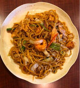 Order N6. House Special Lo Mein food online from Sunrise China store, Locust Grove on bringmethat.com
