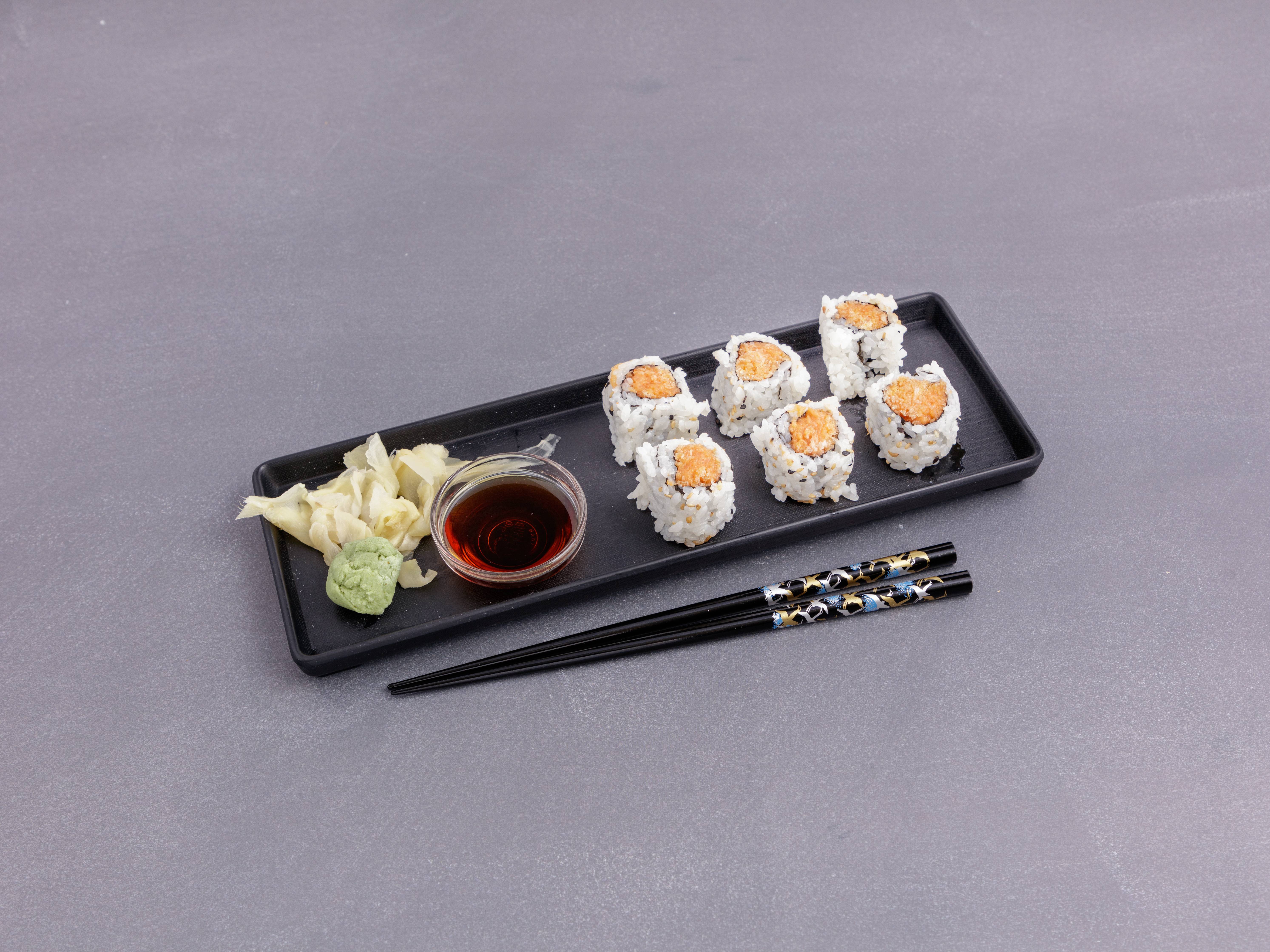 Order Spicy Tuna Roll(6pcs) food online from Tokyo Express store, Poughkeepsie on bringmethat.com