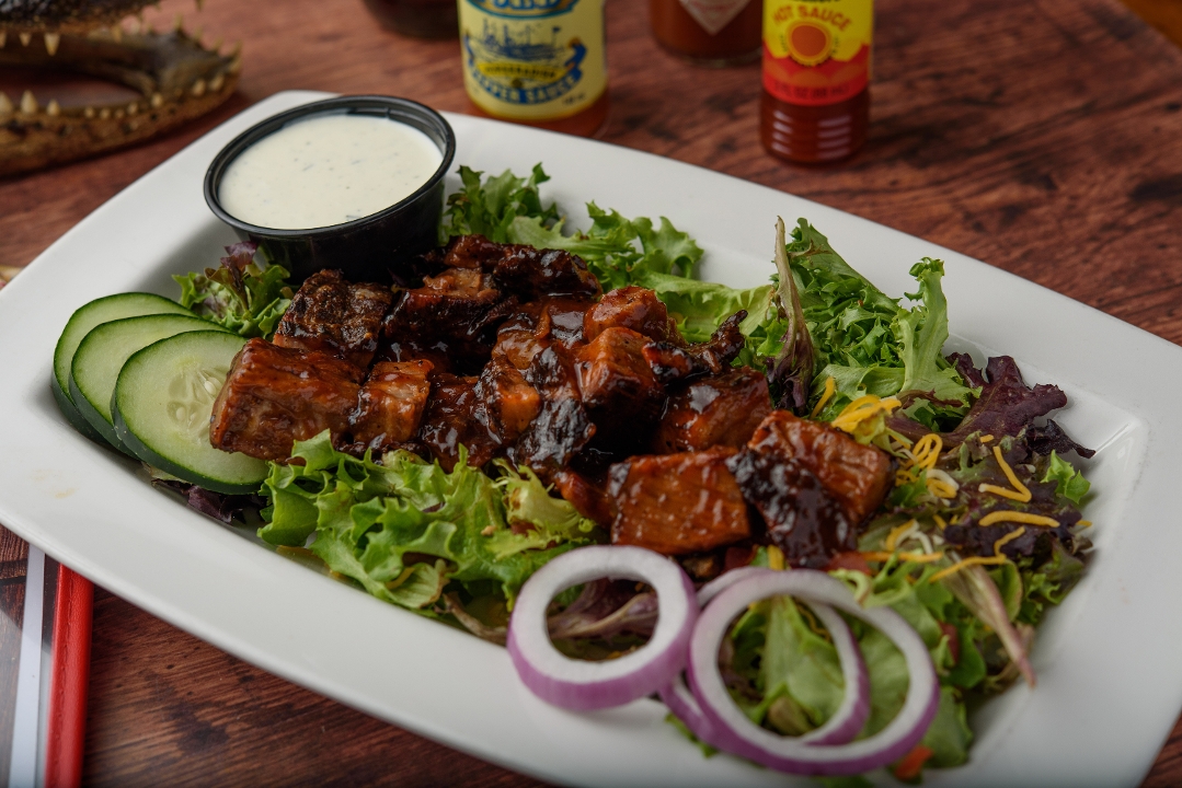 Order Beef Brisket Salad food online from Buzzard Billy store, Lincoln on bringmethat.com