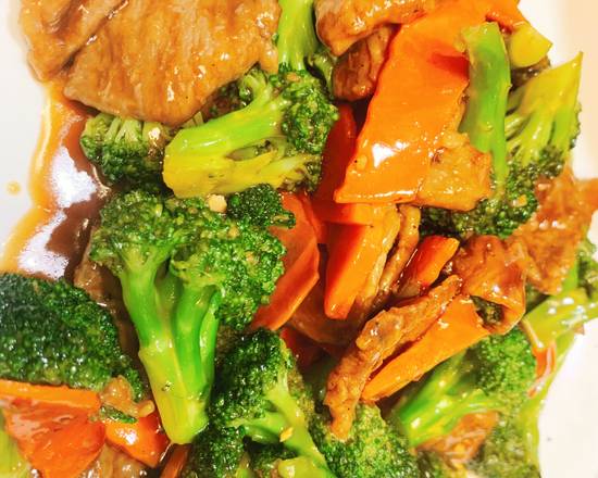 Order Broccoli Beef food online from China Wok store, Highland on bringmethat.com