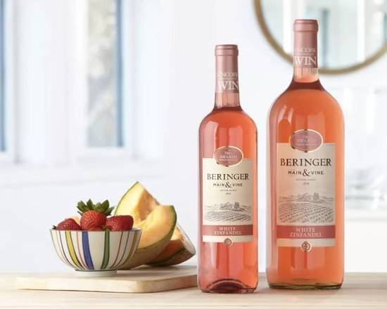 Order Beringer White Zinfandel California, 1.5L rose wine (10.0% ABV) food online from Cold Spring Liquor store, Liberty Hill on bringmethat.com