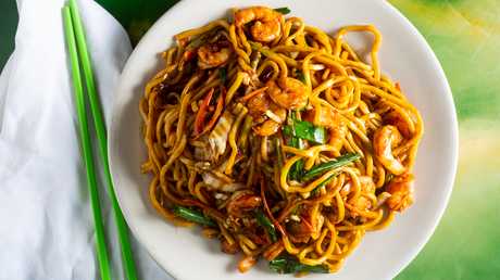 Order 41. Shrimp Lo Mein food online from Chinese Eatery store, Harvey on bringmethat.com