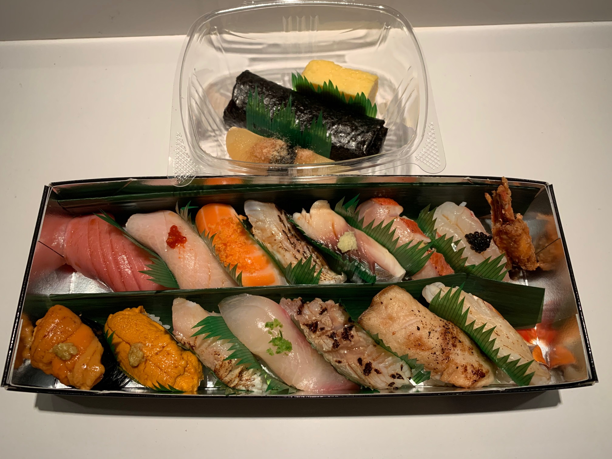 Order 15 pieces Omakase sushi premium　おまかせ握り15貫 food online from Sushi Ryusei store, New York on bringmethat.com