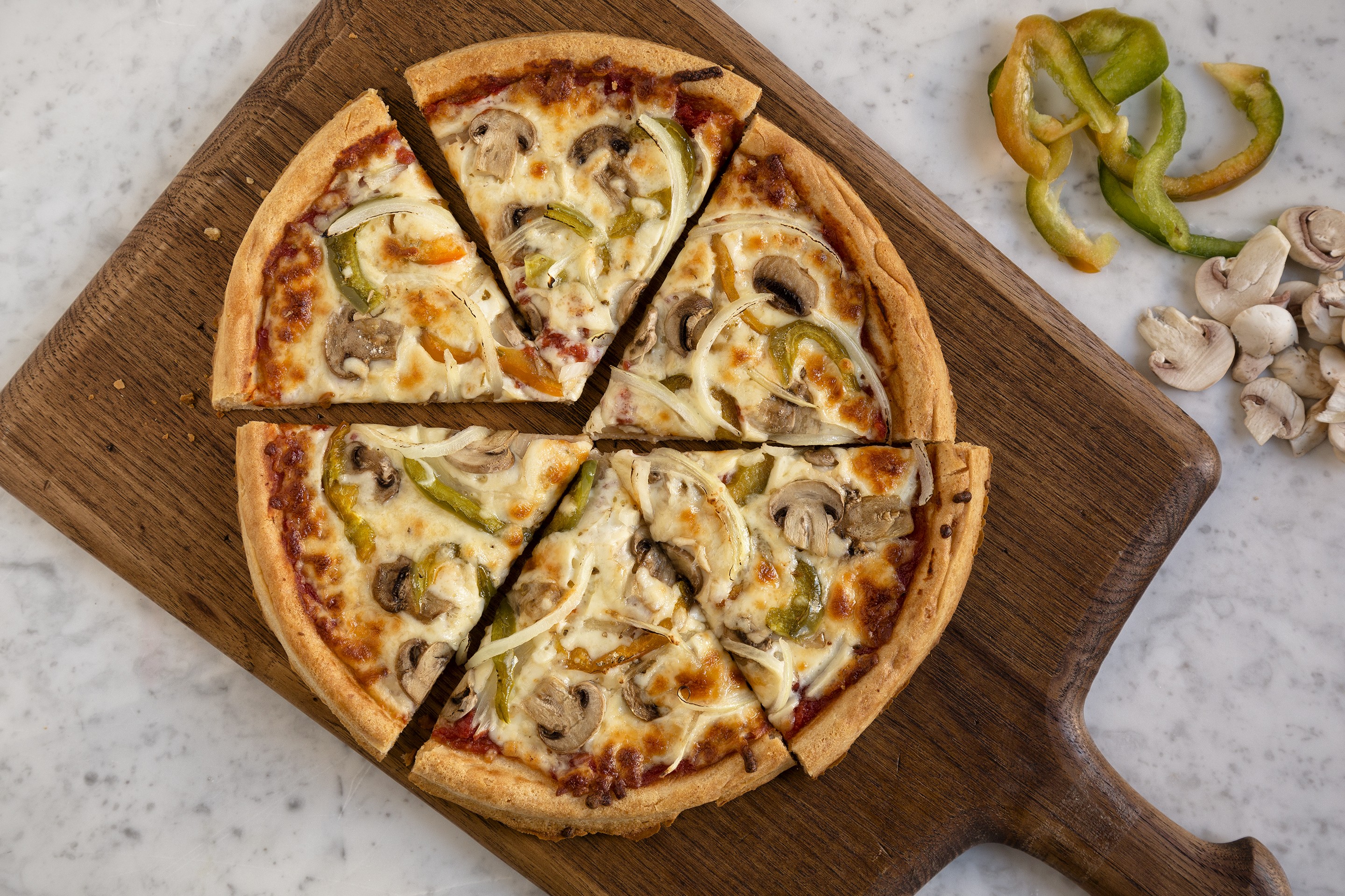 Order Veggie Gluten-Free Pizza food online from Uno Chicago Grill store, Frederick on bringmethat.com