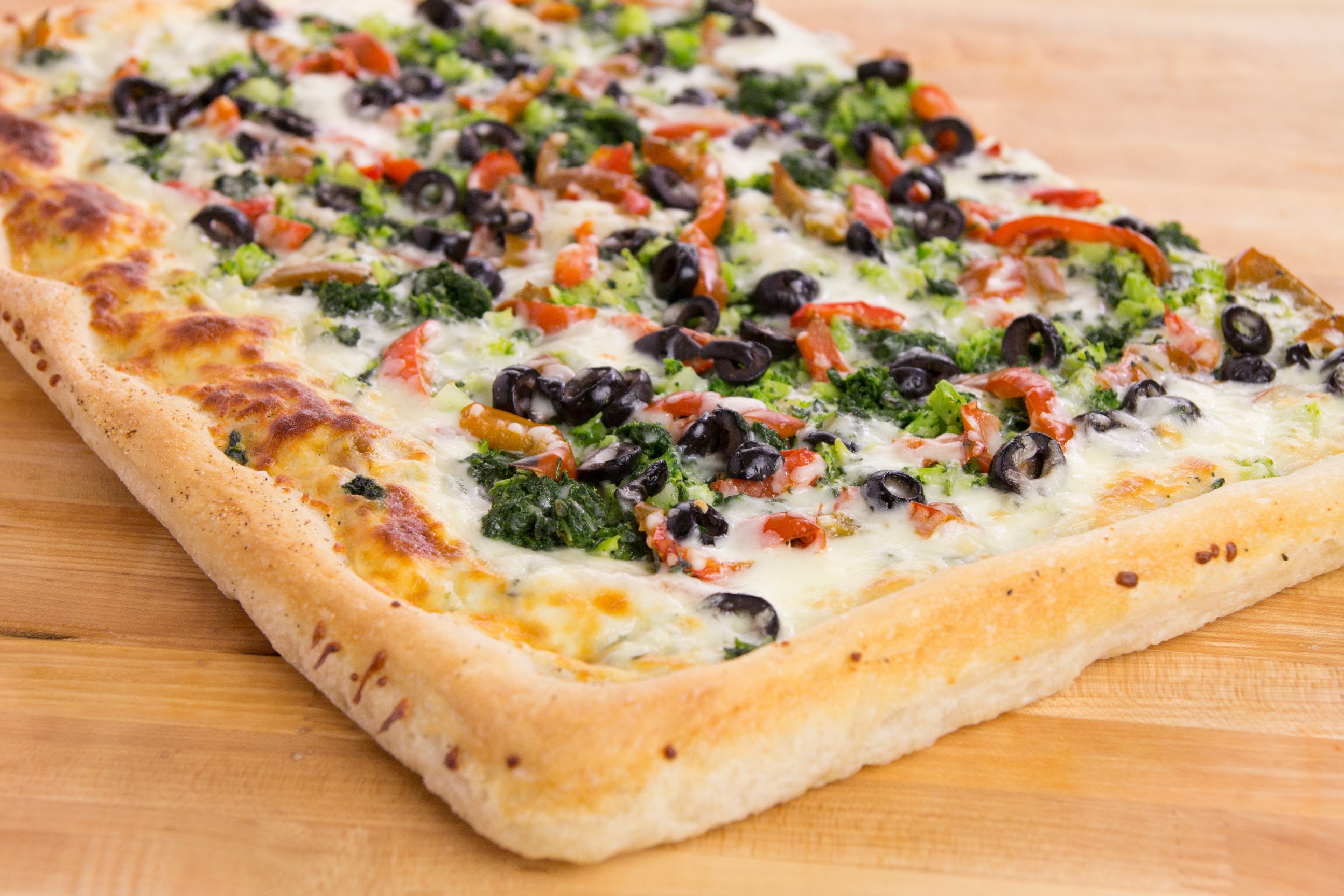 Order White Garden Pizza food online from Westgate Pizza store, Youngstown on bringmethat.com