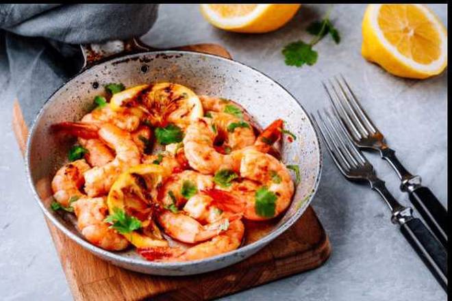 Order Chilli Shrimp food online from Bowl O Biryani store, Downers Grove on bringmethat.com