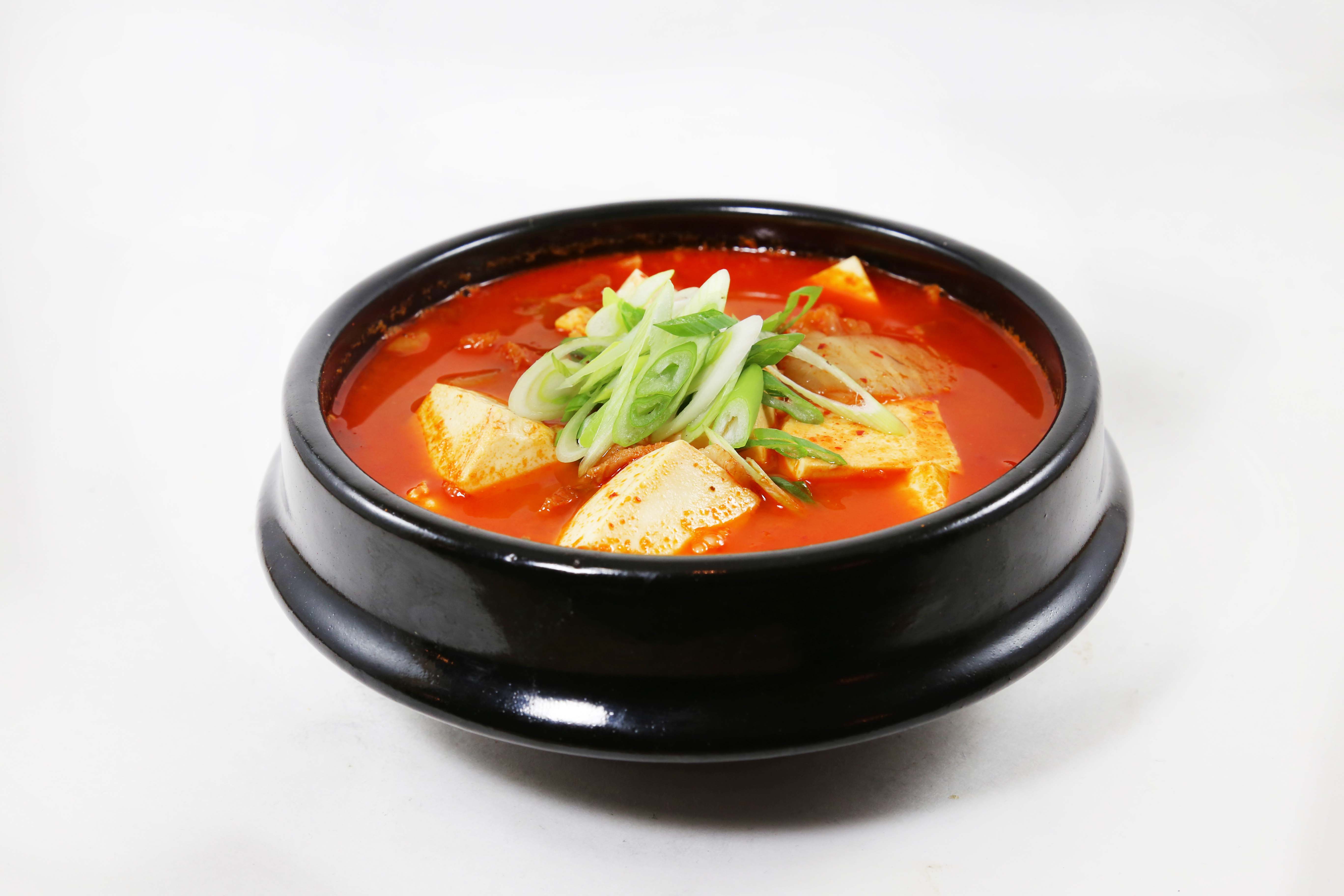 Order 33. Kimchi Jjigae food online from Eto'O Modern Asian Cuisine store, Chicago on bringmethat.com