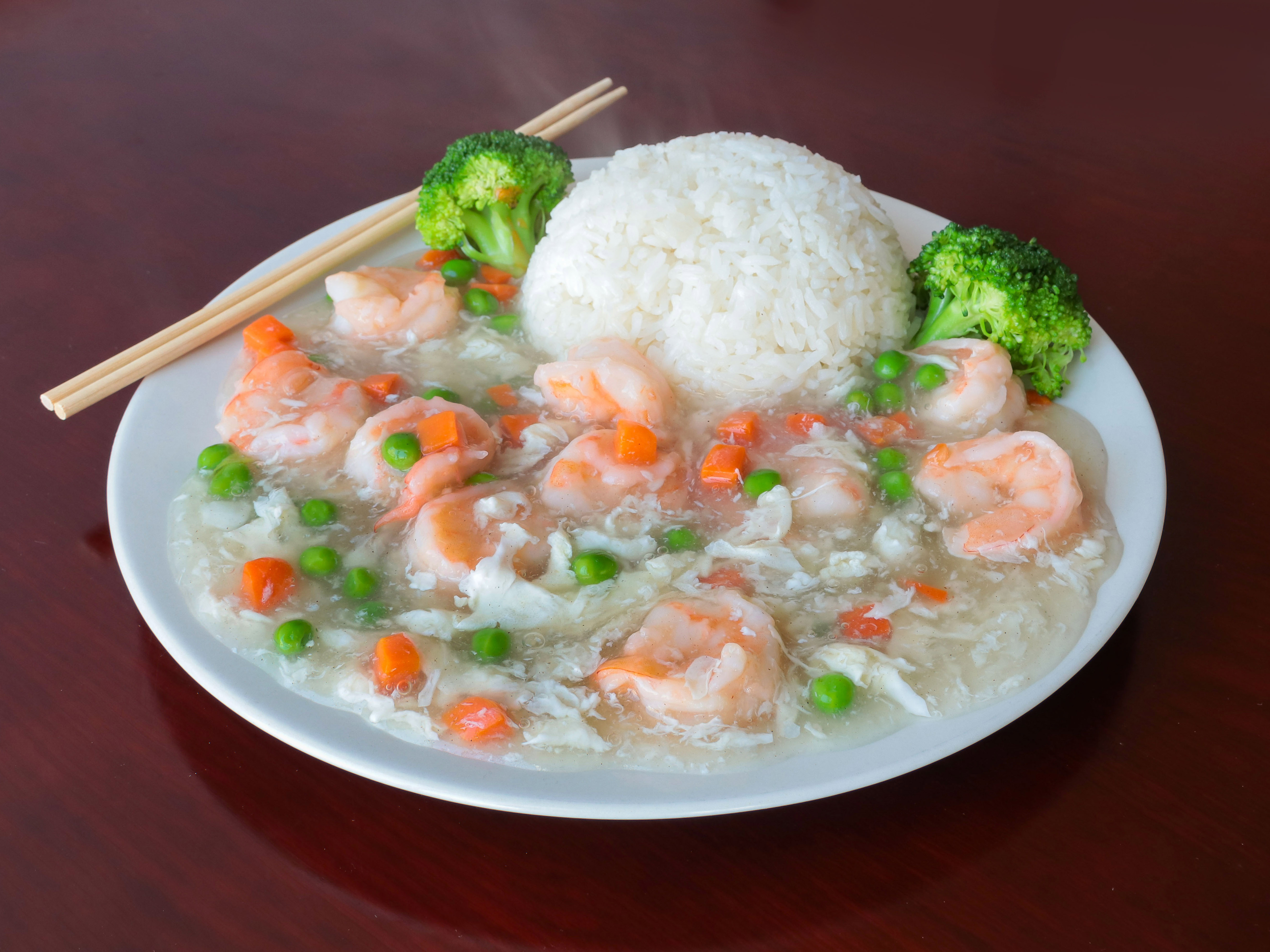 Order Shrimp with Lobster Sauce food online from New ocean chinese restaurant store, Philadelphia on bringmethat.com