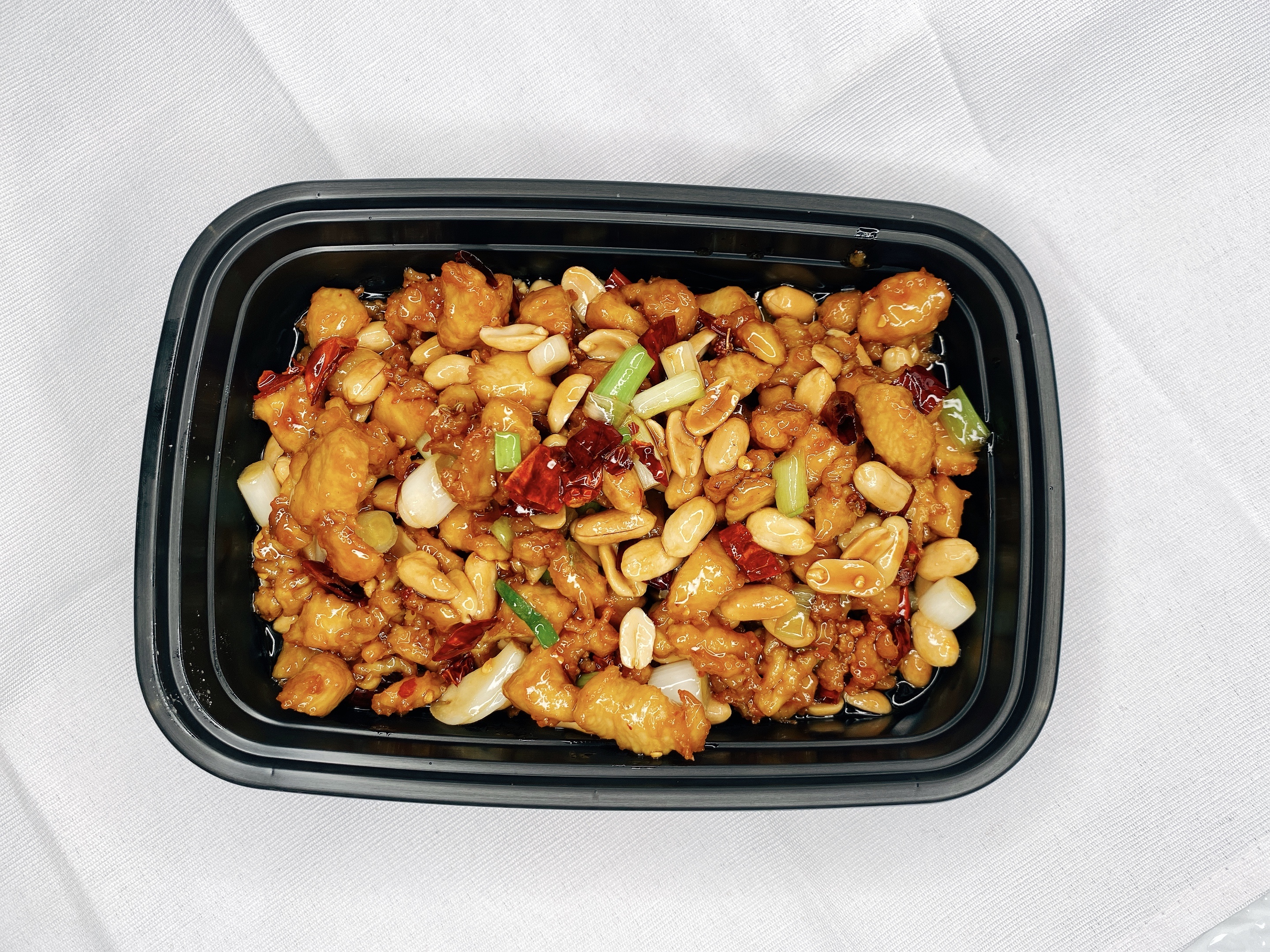 Order Kung Pao Chicken 宫保鸡丁 food online from Royal Pot store, East Lansing on bringmethat.com