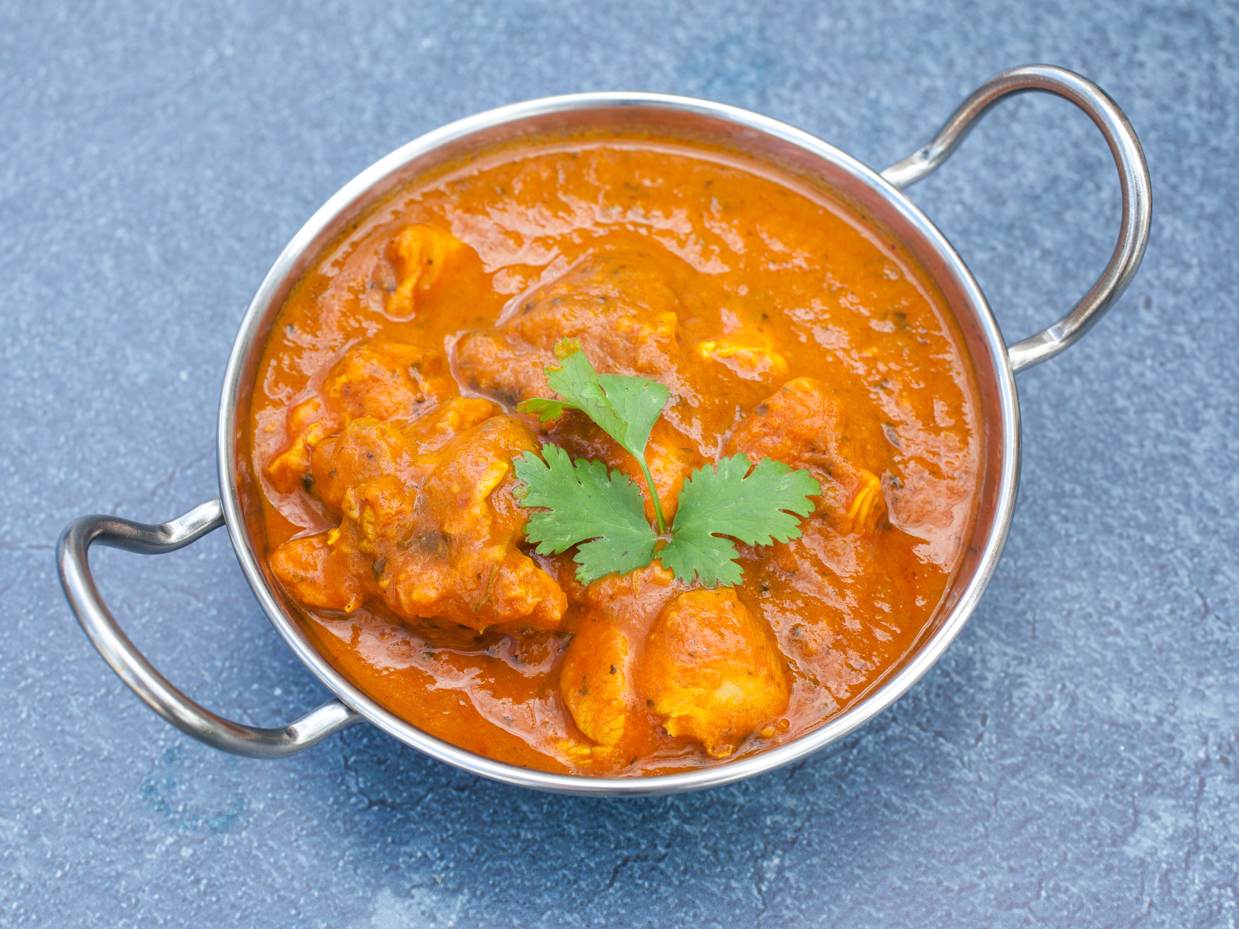 Order Chicken Curry food online from Mantra Indian Cuisine store, Corona on bringmethat.com