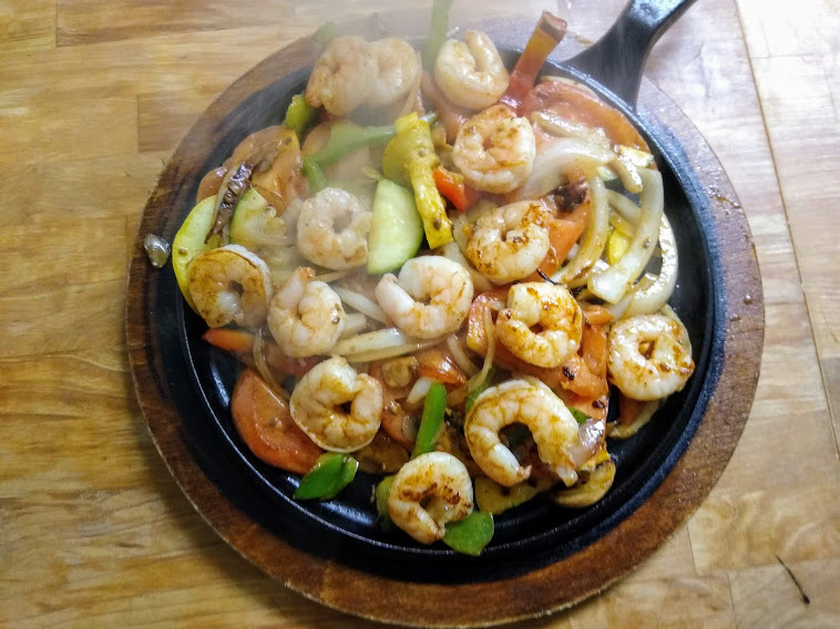 Order Shrimp Fajitas food online from Cazuelas Grill store, Reynoldsburg on bringmethat.com