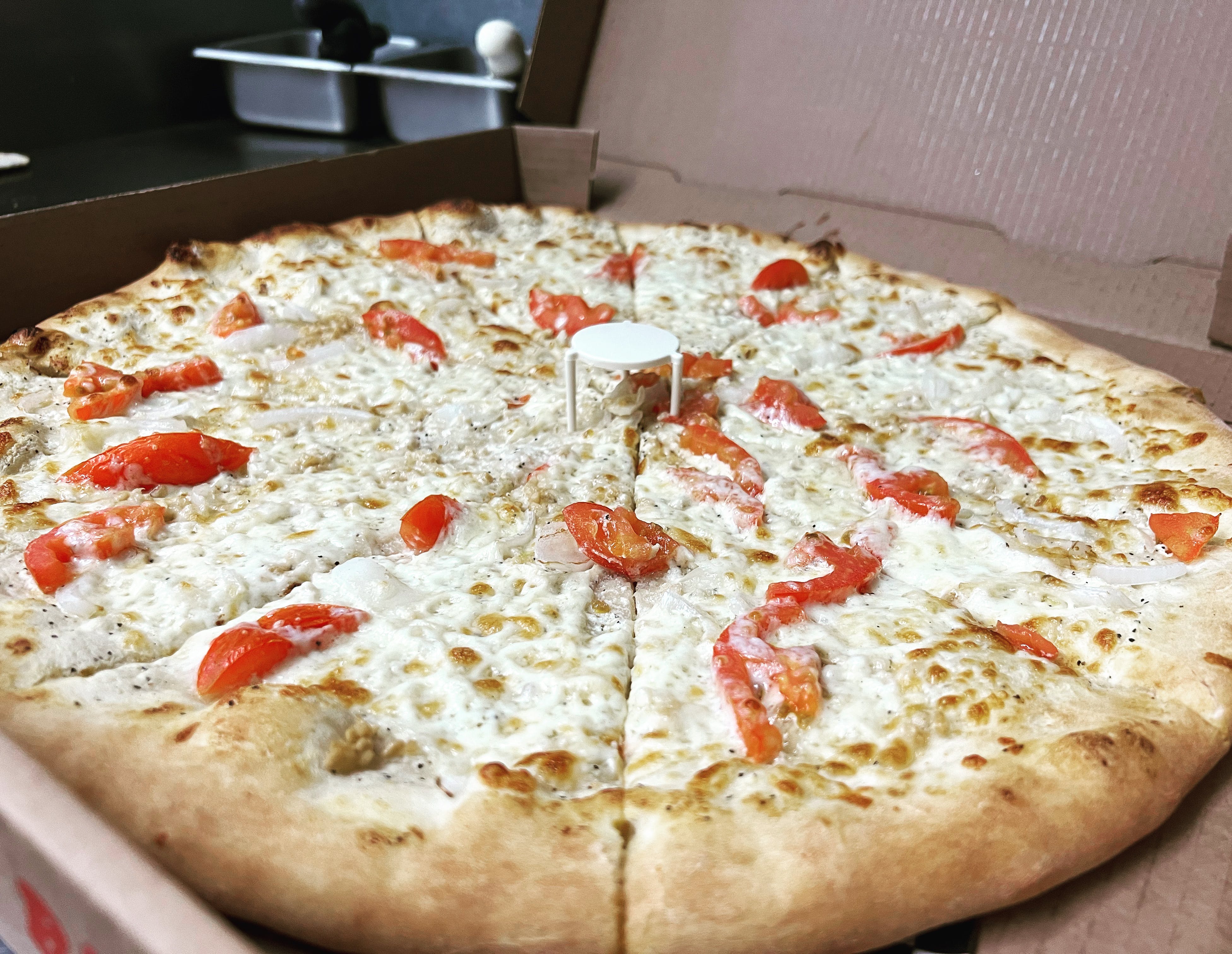 Order White Night Pizza - Medium 12'' (6 Slices) food online from K's Bronx Pizzeria and Italian Foods store, Canoga Park on bringmethat.com