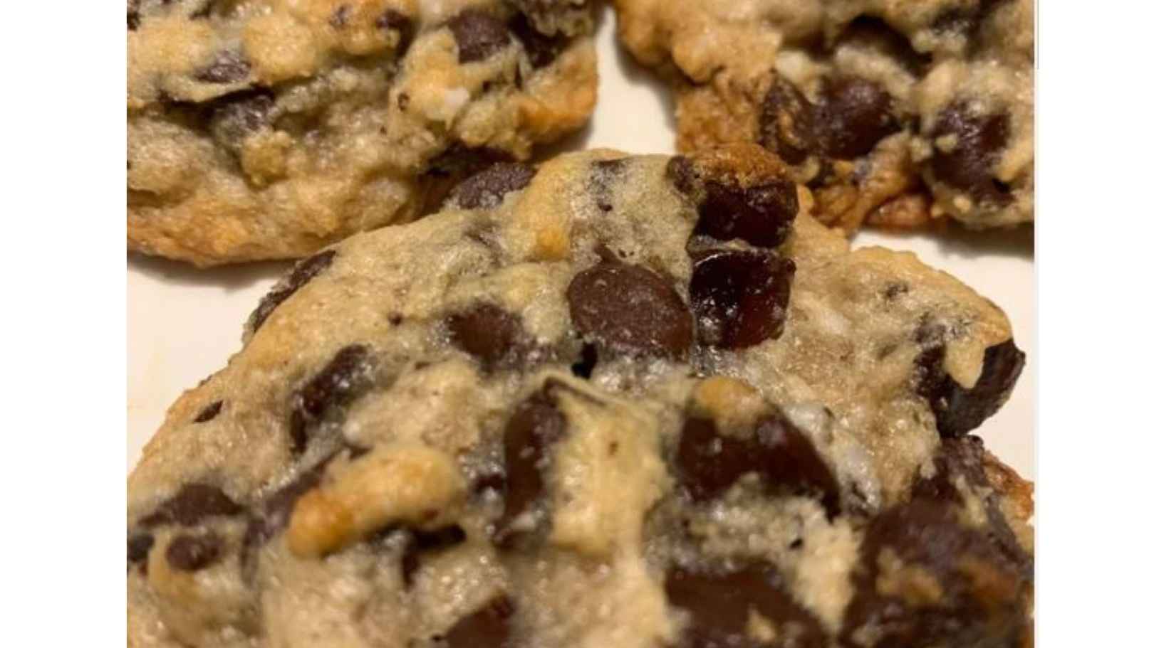 Order Chocolate Chip Cookie food online from Munch Hut Deli & Store store, Athens on bringmethat.com