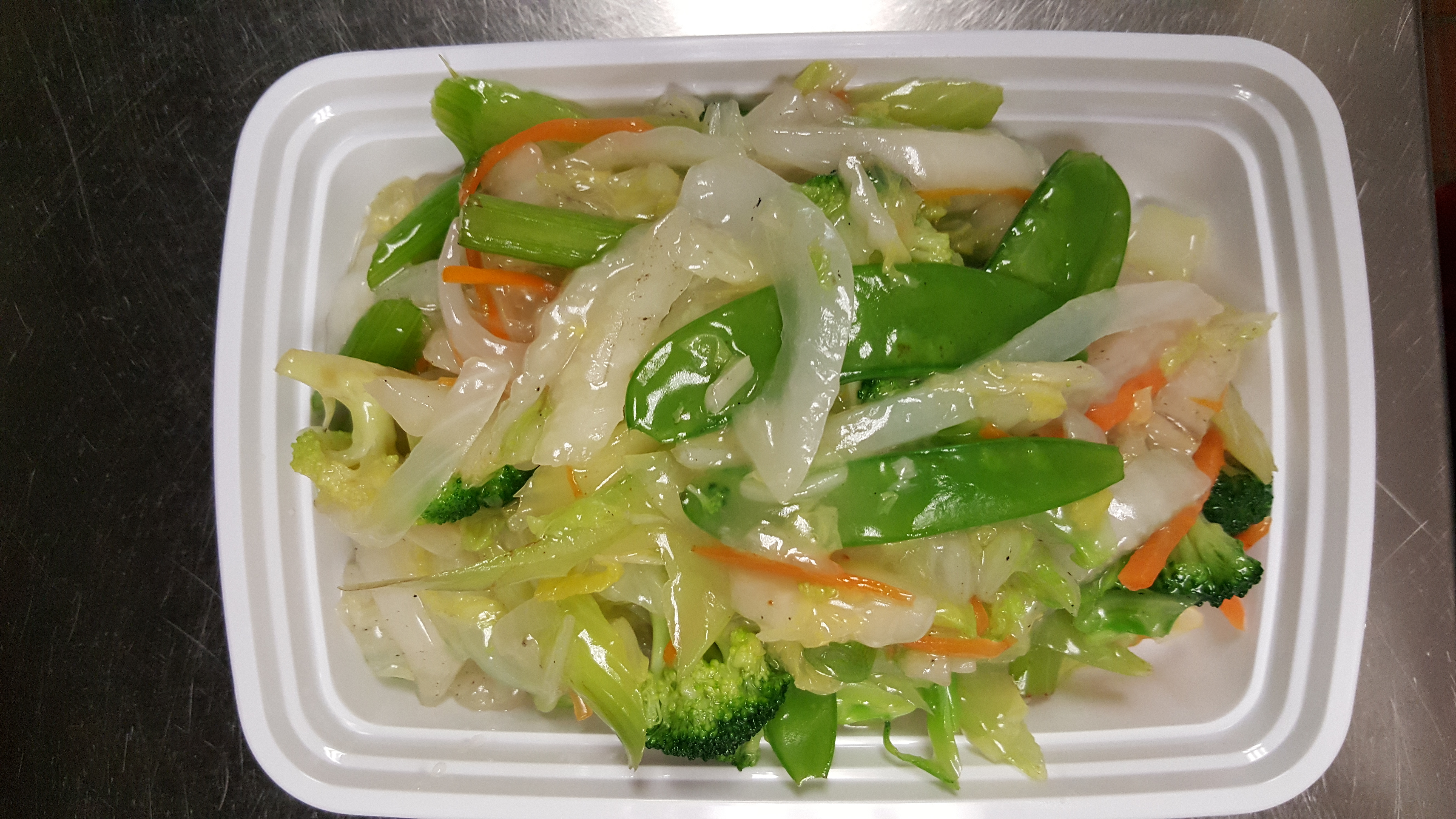 Order 37. Vegetable Chow Mein food online from China 3 store, East Petersburg on bringmethat.com