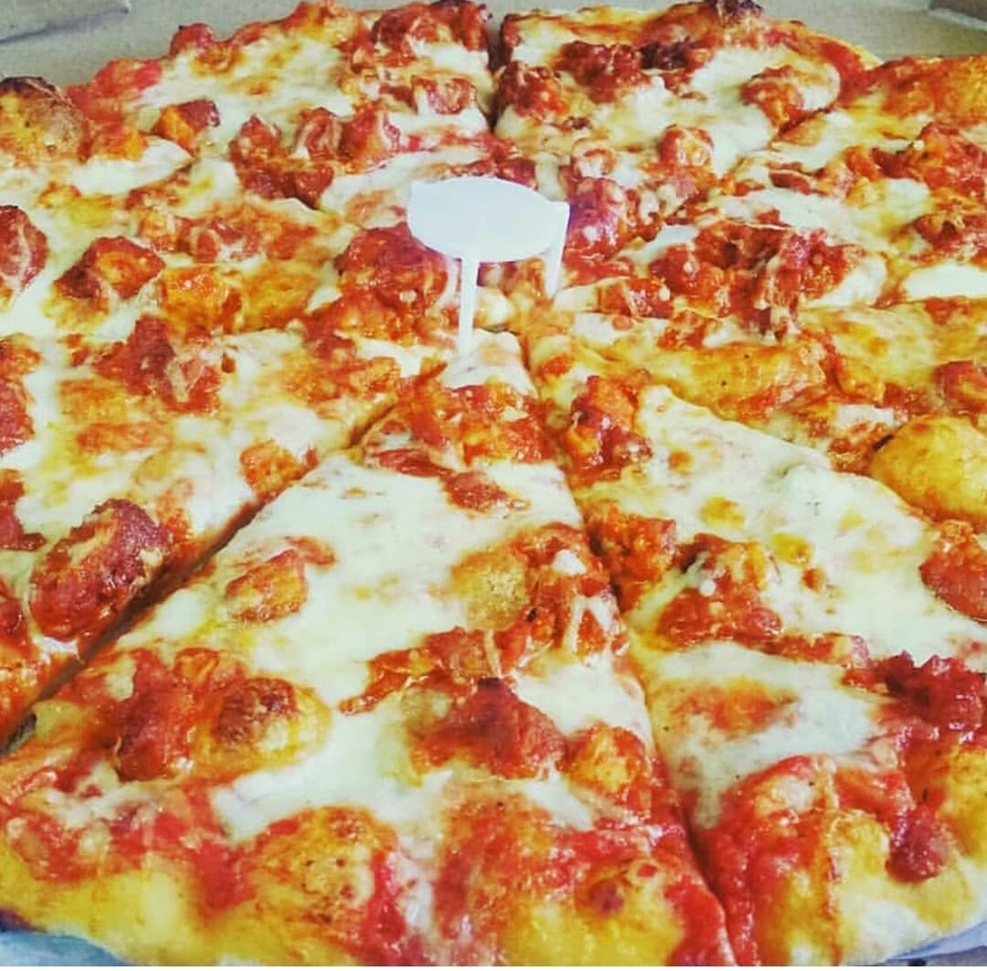 Order Buffalo Wing Pizza food online from Pizza Party Time store, Ridgefield on bringmethat.com