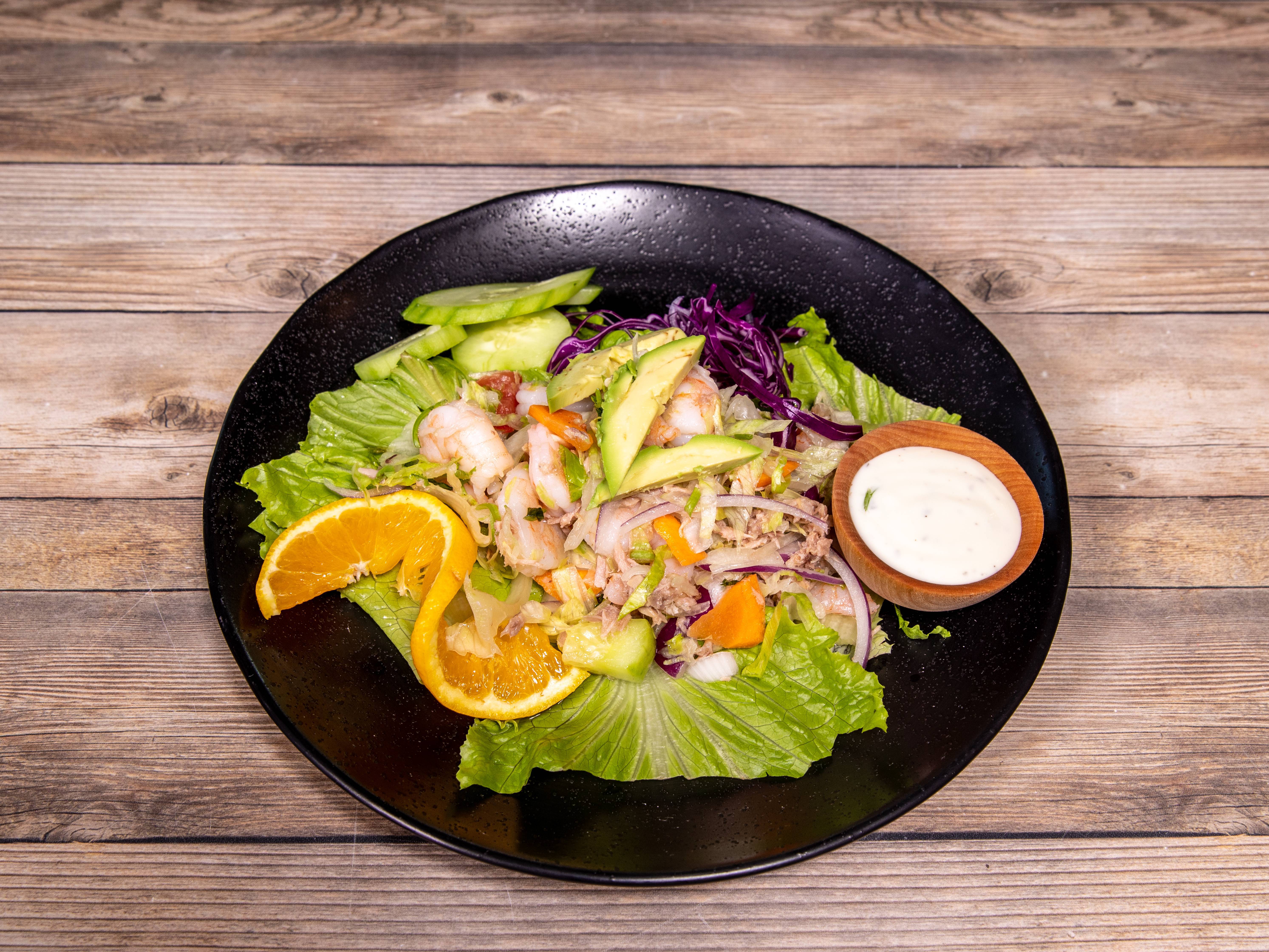 Order Mixed Tuna and Shrimp Salad food online from Mariscos Los Jarochos store, Austin on bringmethat.com
