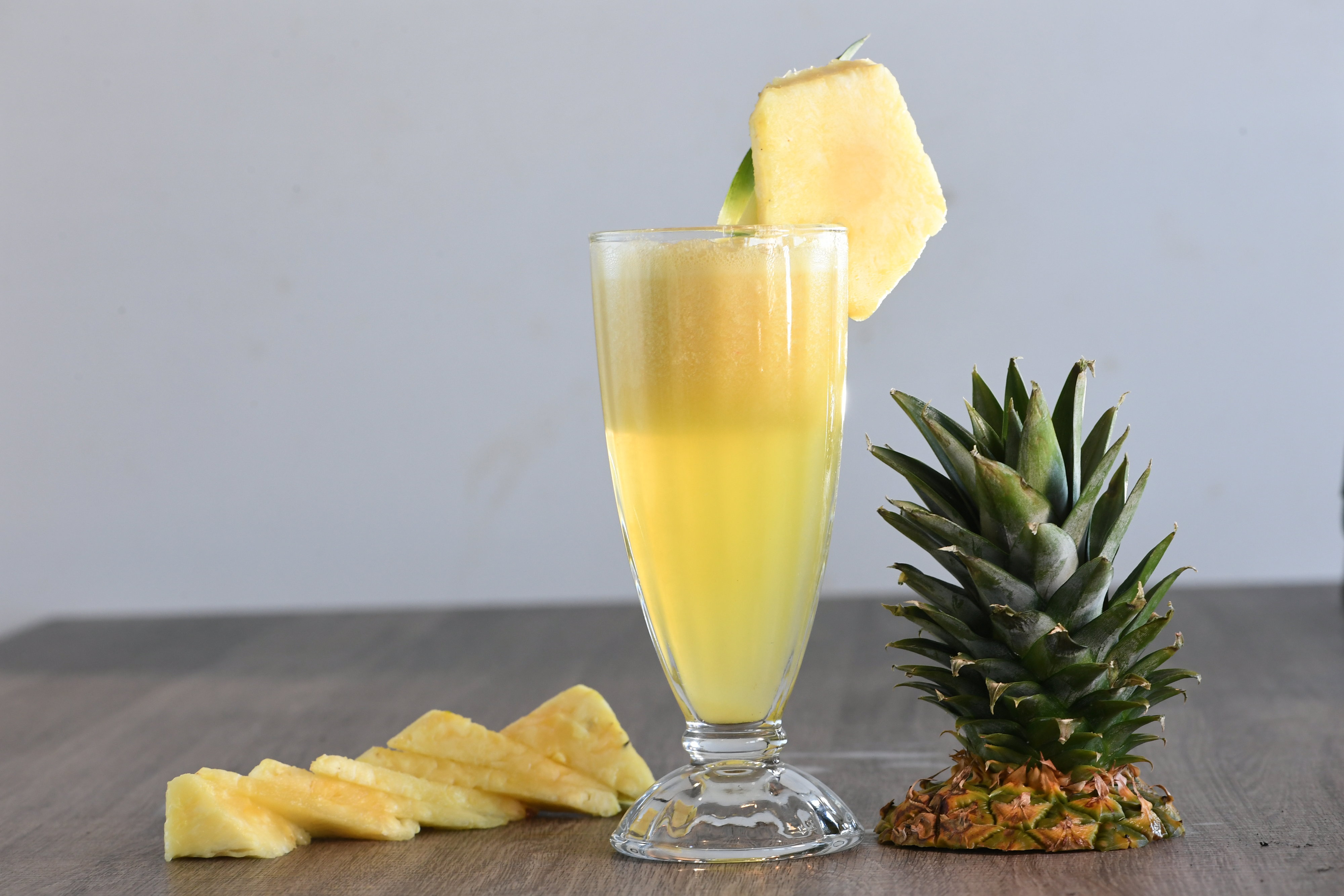Order Fresh Pineapple Juice food online from Shisha Cafe store, San Antonio on bringmethat.com