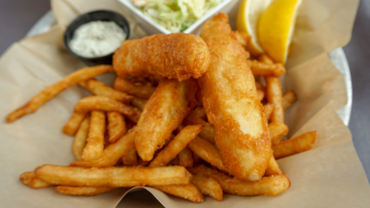 Order Fish & Chips food online from Pub 819 store, Hopkins on bringmethat.com
