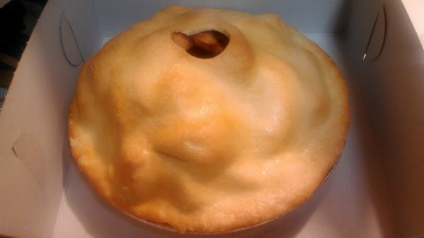 Order Fresh Apple Pie food online from Dinahs Family Restaurant store, Los Angeles on bringmethat.com