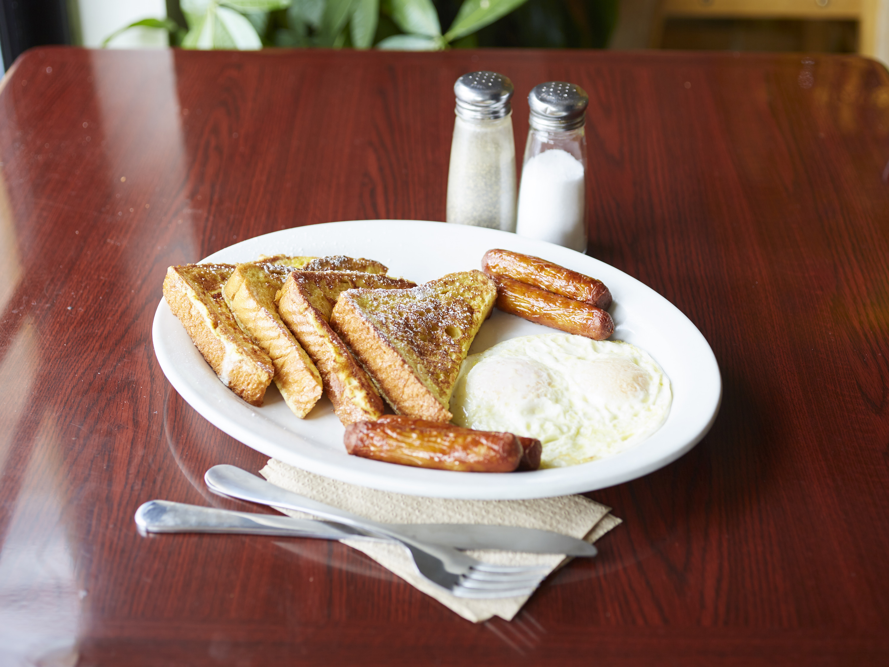 Order French Toast Breakfast food online from Durango Burger store, Inglewood on bringmethat.com