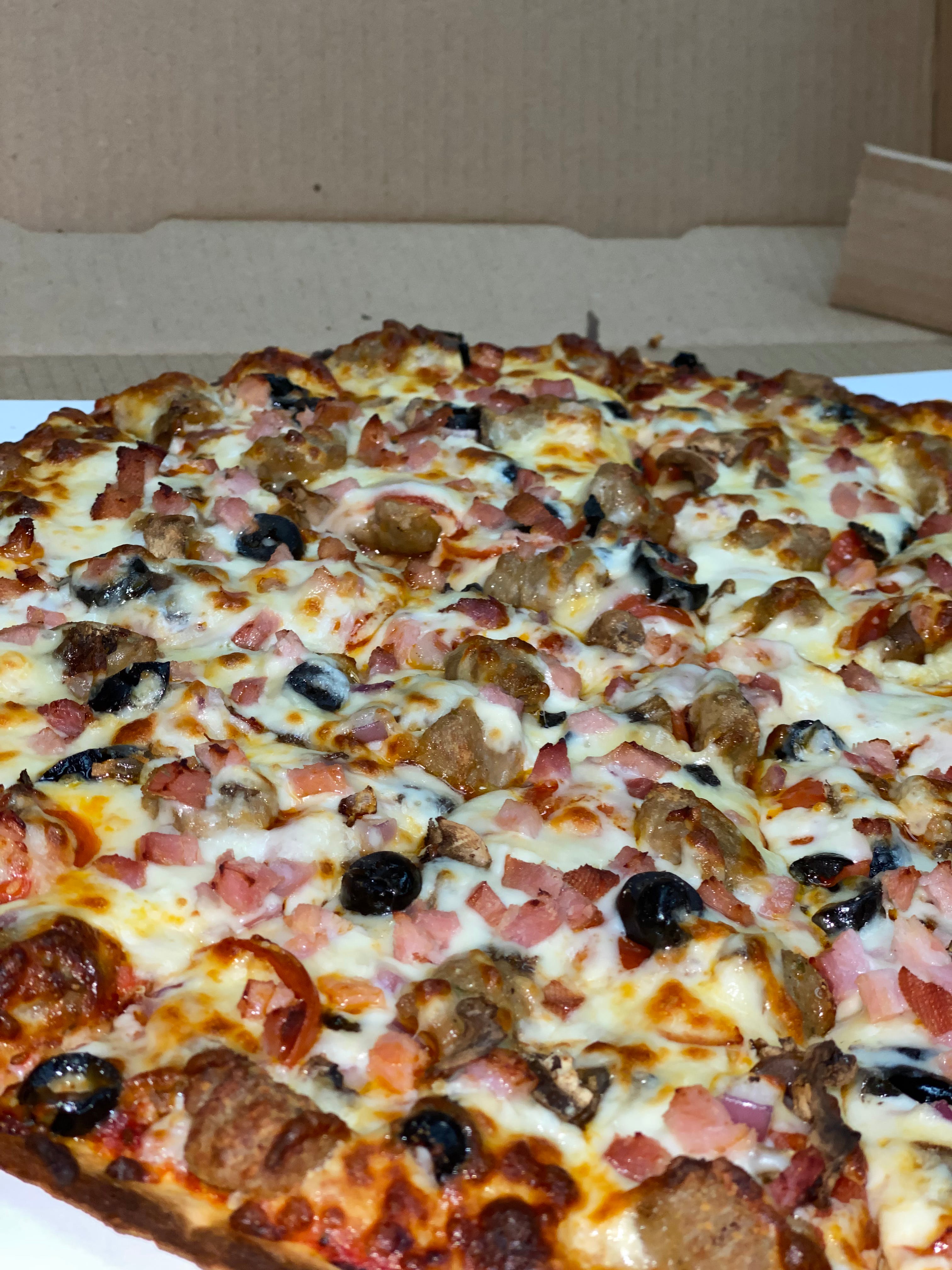 Order The Trainwreck Pizza - 10" food online from Columbia City Pizza store, Columbia City on bringmethat.com