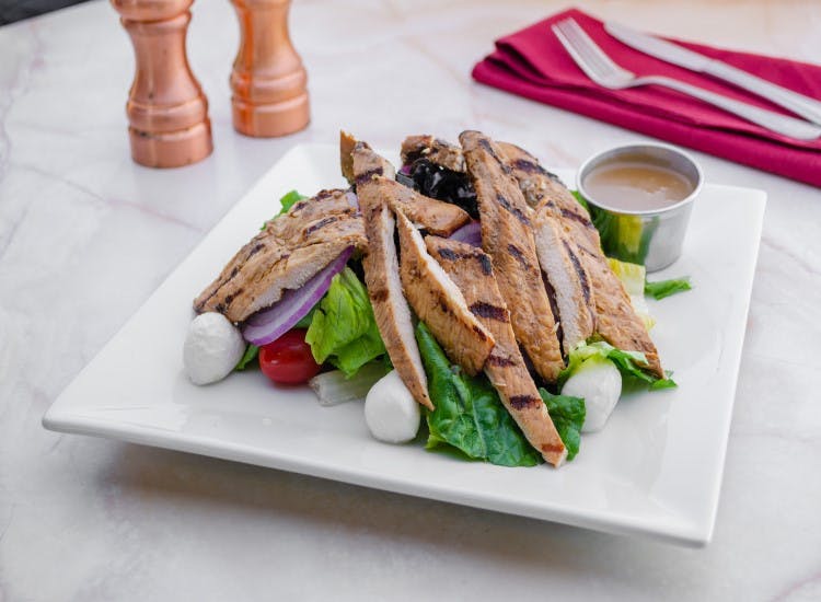 Order Grilled Chicken Romaine Salad - Salad food online from Gian Marco Trattoria store, Millburn on bringmethat.com