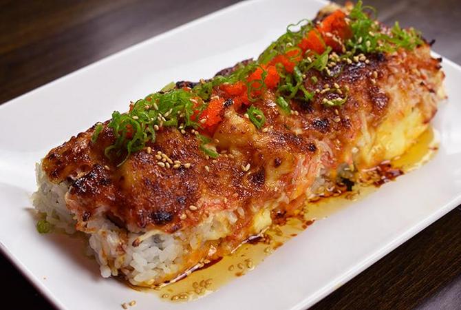 Order Lobster Volcano Roll food online from Akaya Sushi, Izakaya & Ramen store, Richardson on bringmethat.com