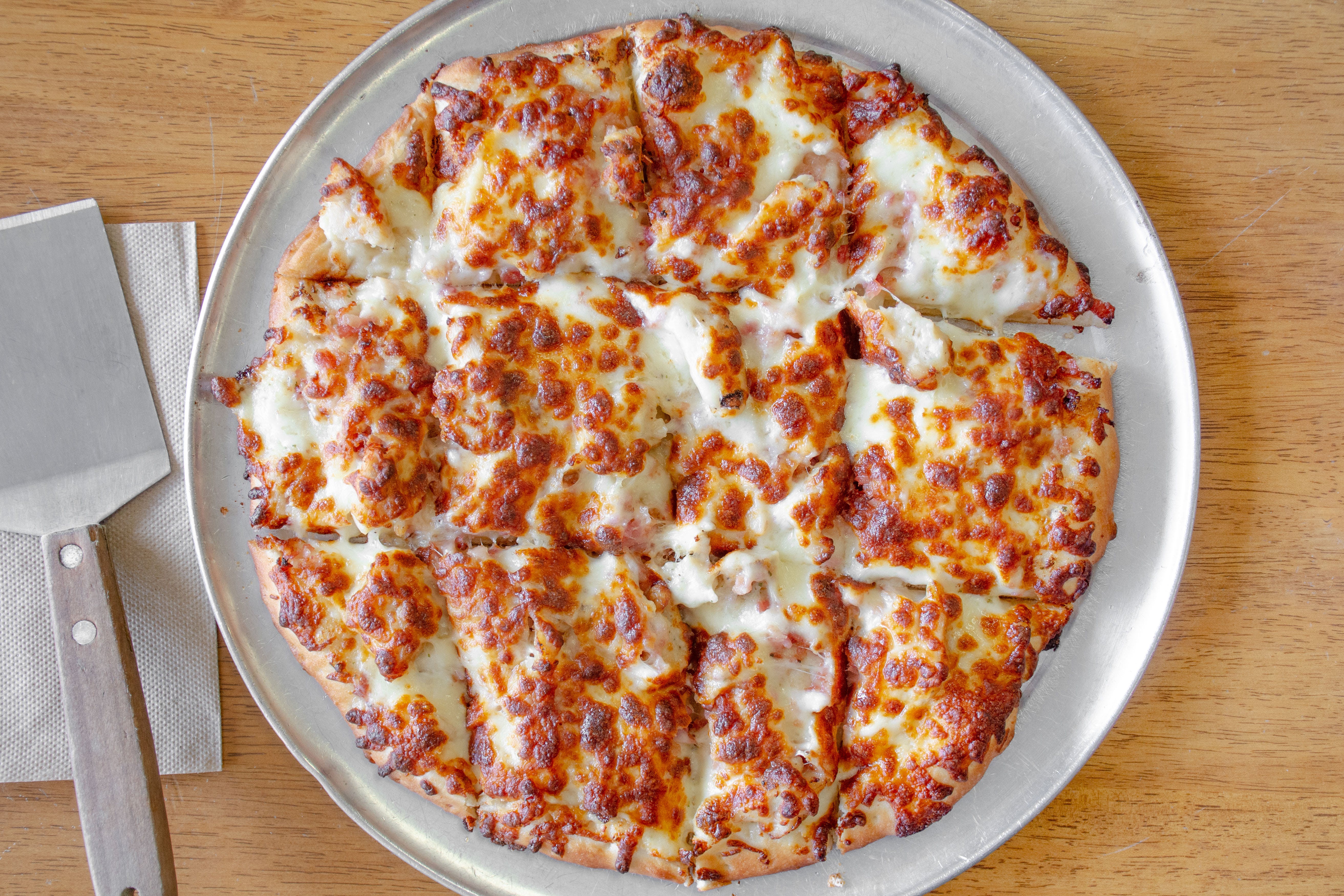 Order Chicken Bacon Ranch Pizza - 7'' food online from 3 Brother Family Pizza store, Ada on bringmethat.com