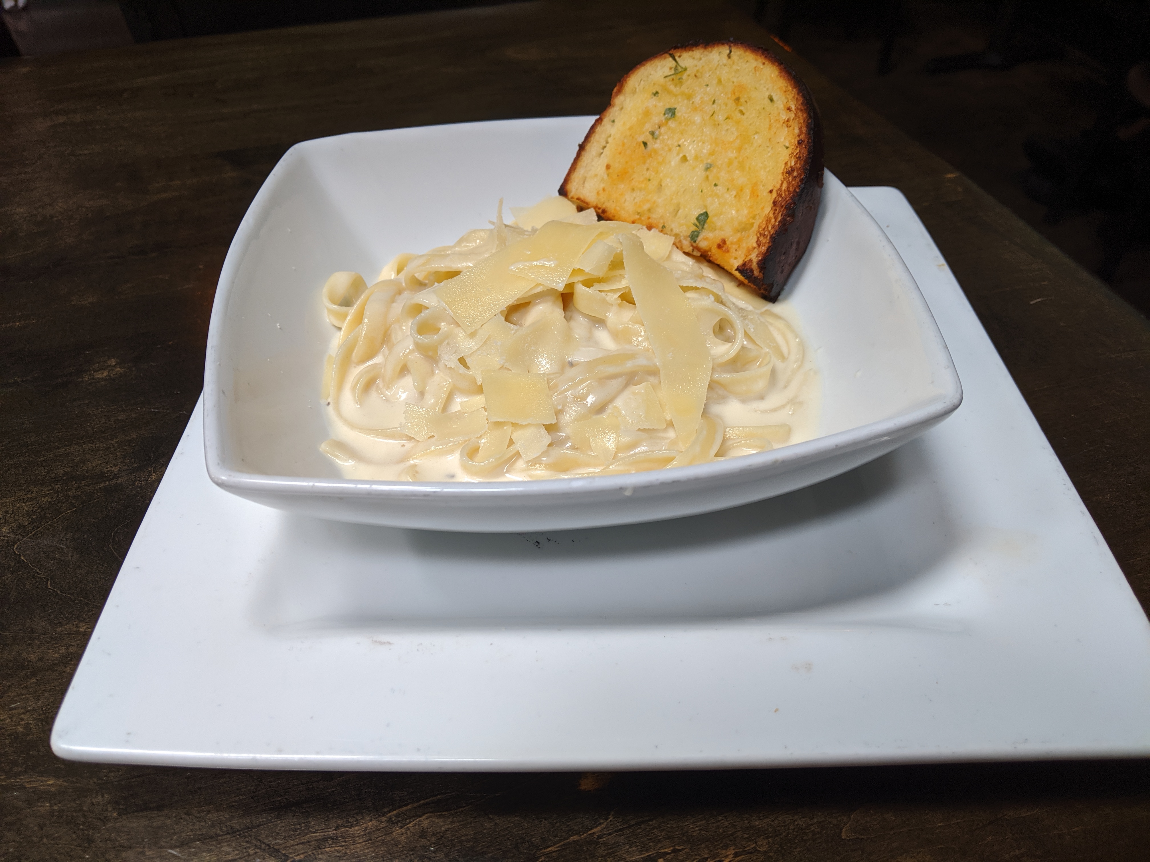 Order Fettuccine Alfredo food online from Sd Taproom store, San Diego on bringmethat.com