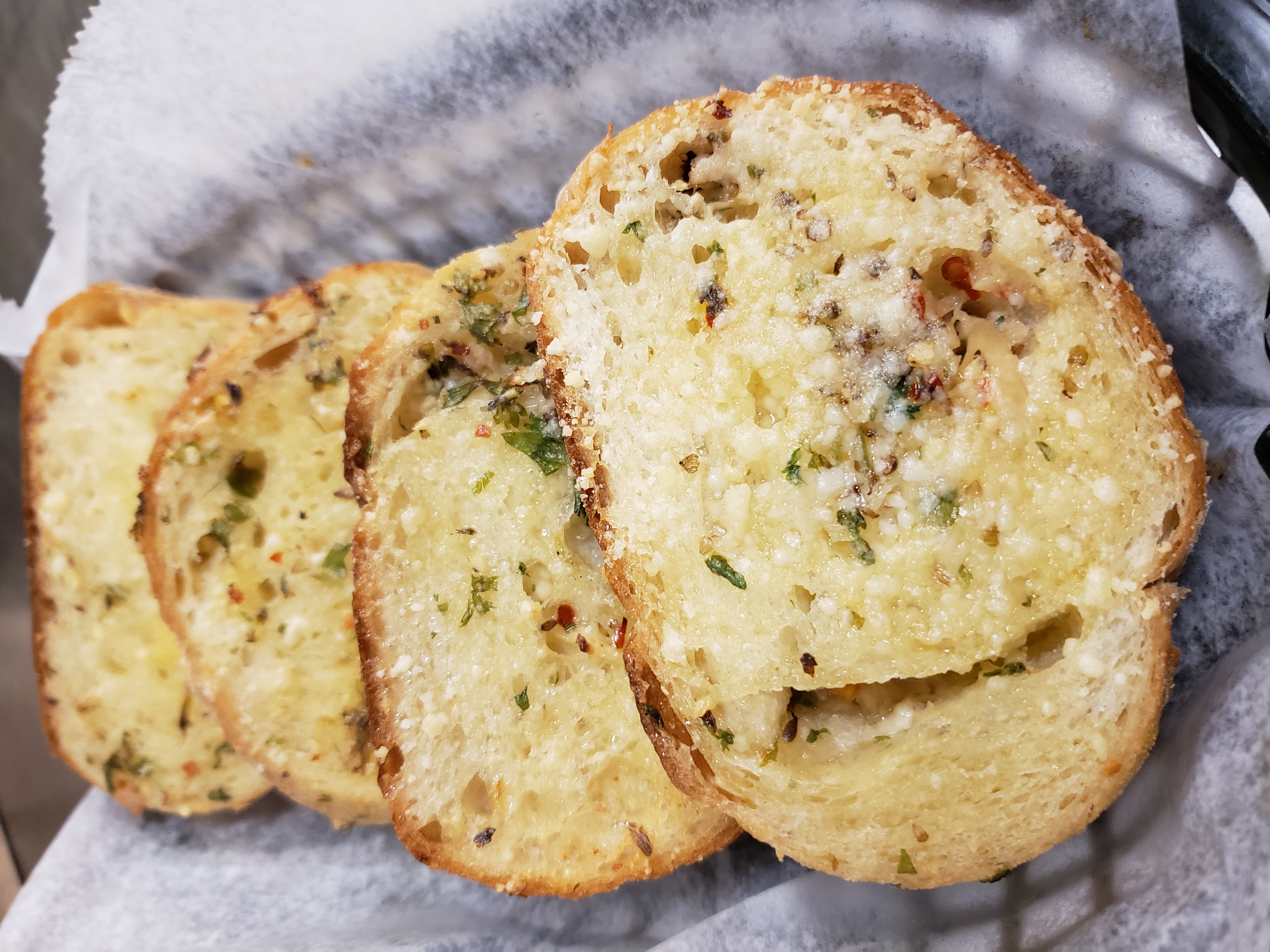 Order Garlic Bread food online from Amiccis store, Baltimore on bringmethat.com
