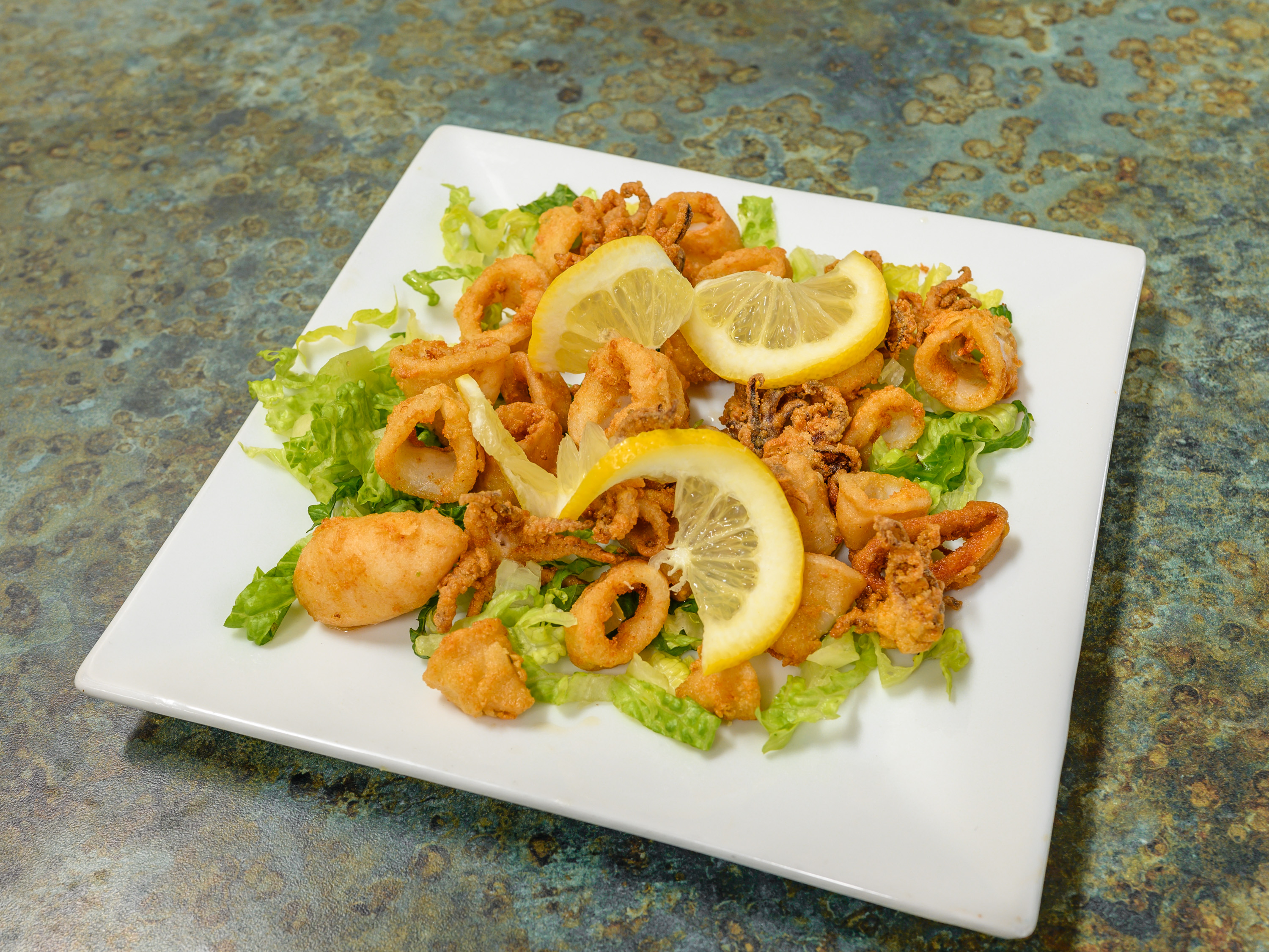 Order Calamari food online from Dante Pizzeria & Grill store, Colonial Heights on bringmethat.com