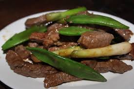 Order 106. Beef with Snow Peas food online from Cindy Chinese Cuisine store, Cherry Hill on bringmethat.com