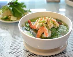 Order S4. Seafood Noodle Soup (Hu Tieu Do Bien) food online from Kimlee Vietnamese Restaurant store, Harrisburg on bringmethat.com