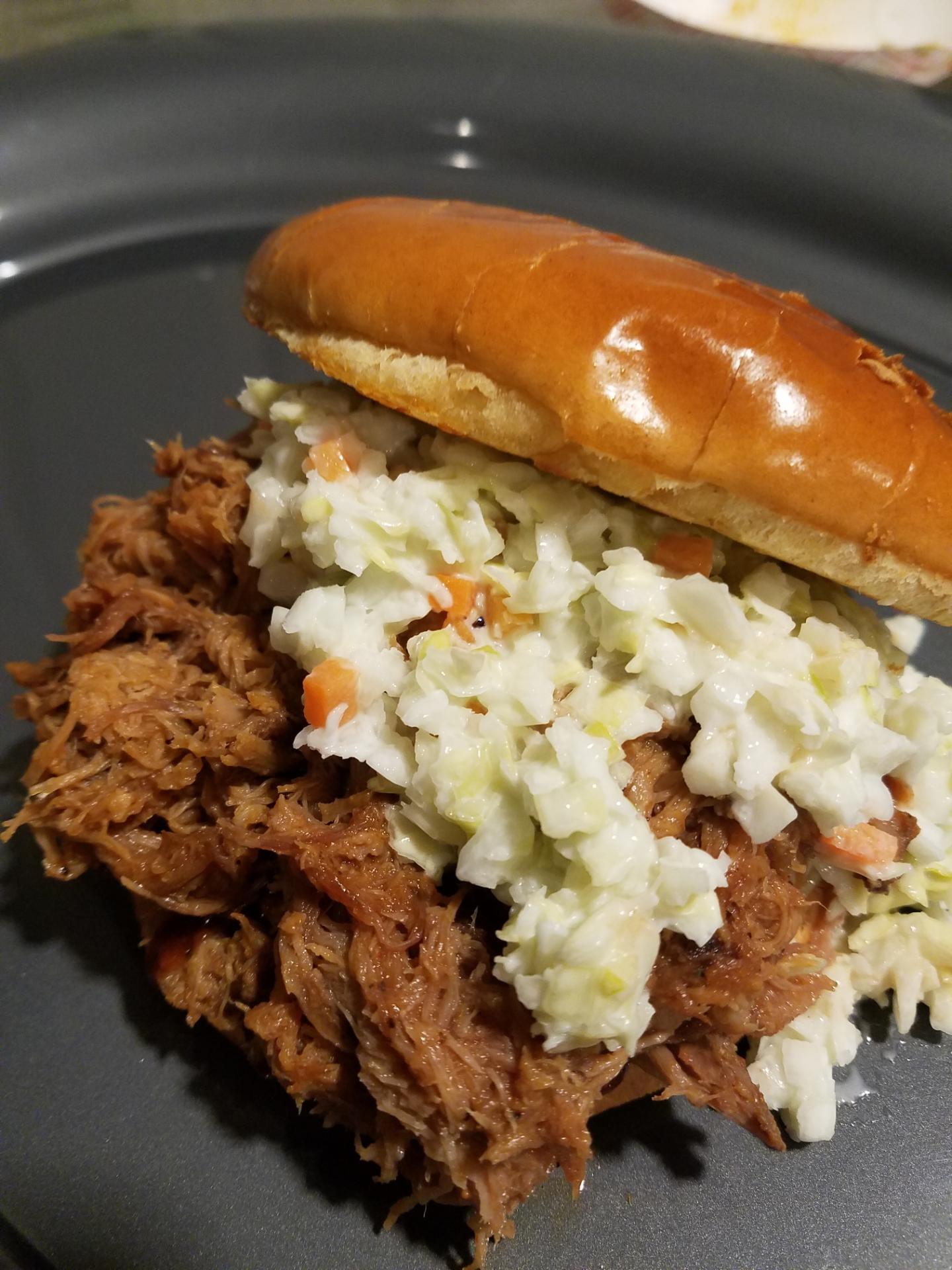 Order Southern Pulled Pork food online from Mt Pockets Bar And Grill store, Appleton on bringmethat.com