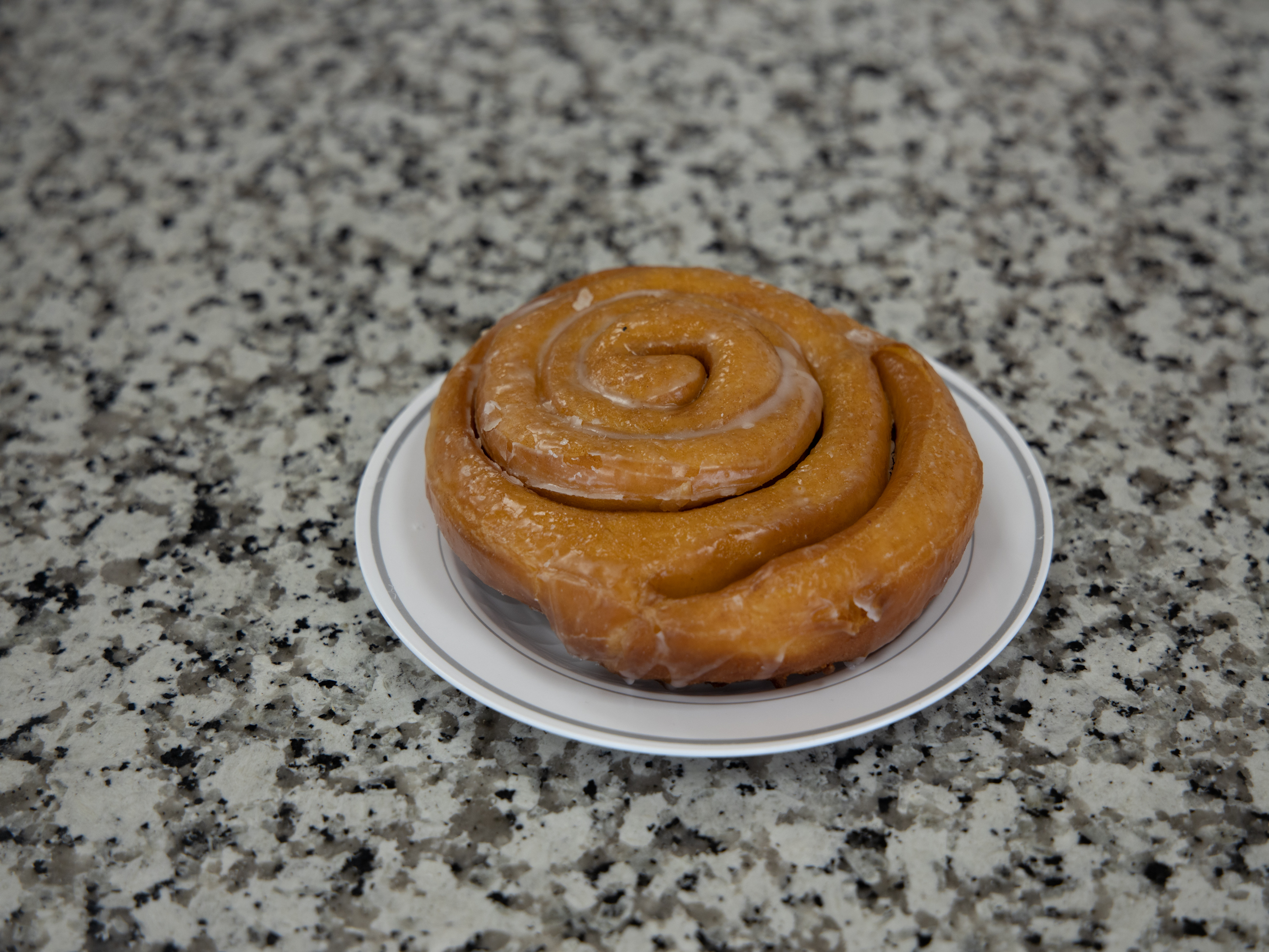 Order Cinnamon Rolls Donut food online from Pats Donut store, Conroe on bringmethat.com