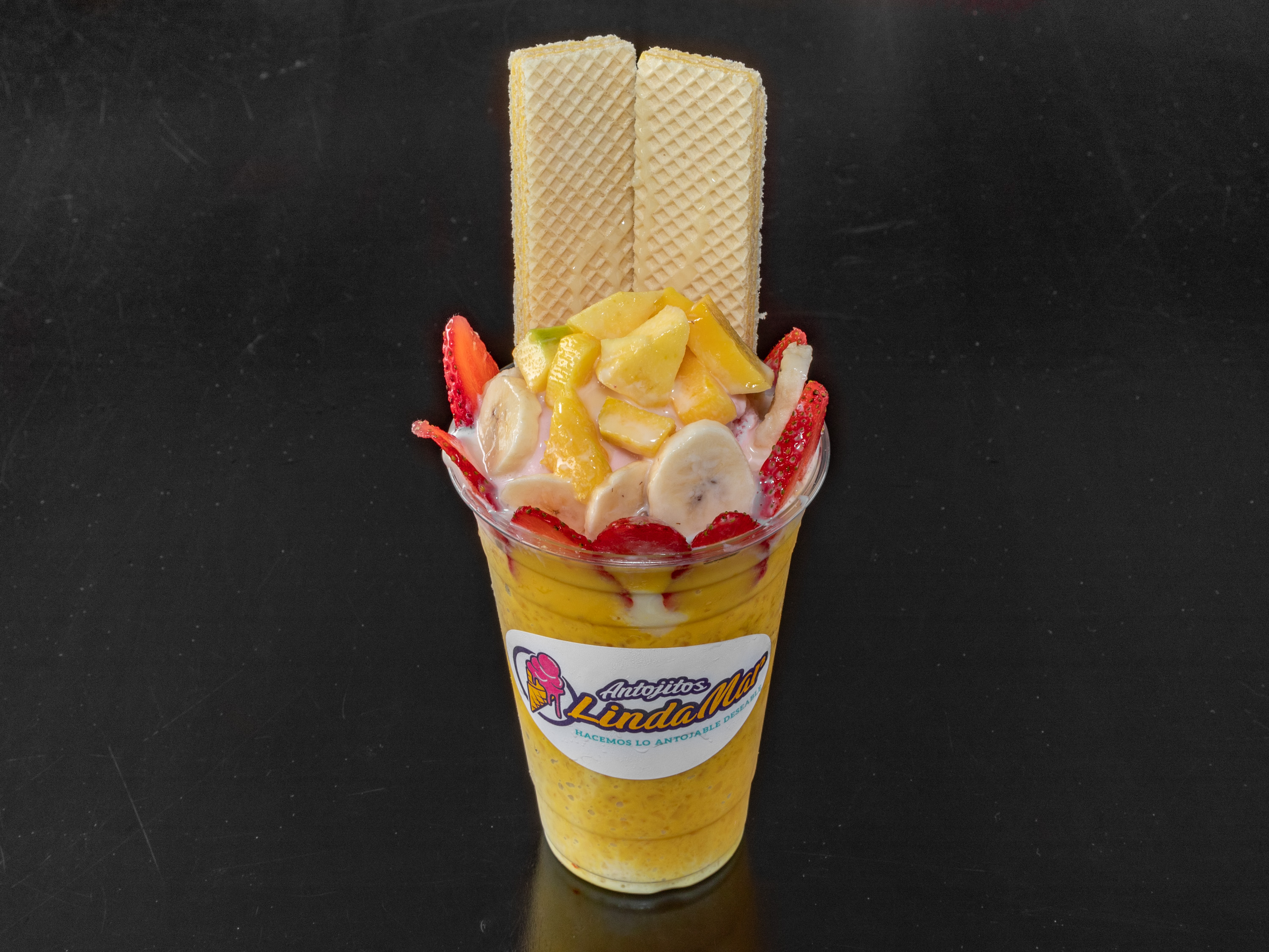 Order Macedonia (smoothie style with vanilla syrup) food online from Antojitos Lindamar store, Chandler on bringmethat.com
