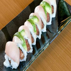 Order Yellowtail Delight Roll  food online from Sushiya store, Pasadena on bringmethat.com