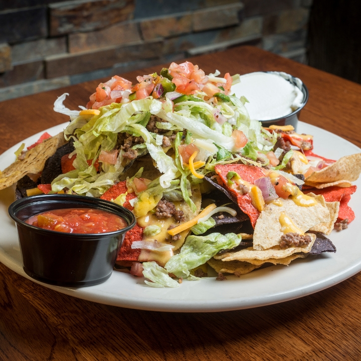 Order Nacho Deluxe food online from Buckeye Tavern store, Macungie on bringmethat.com