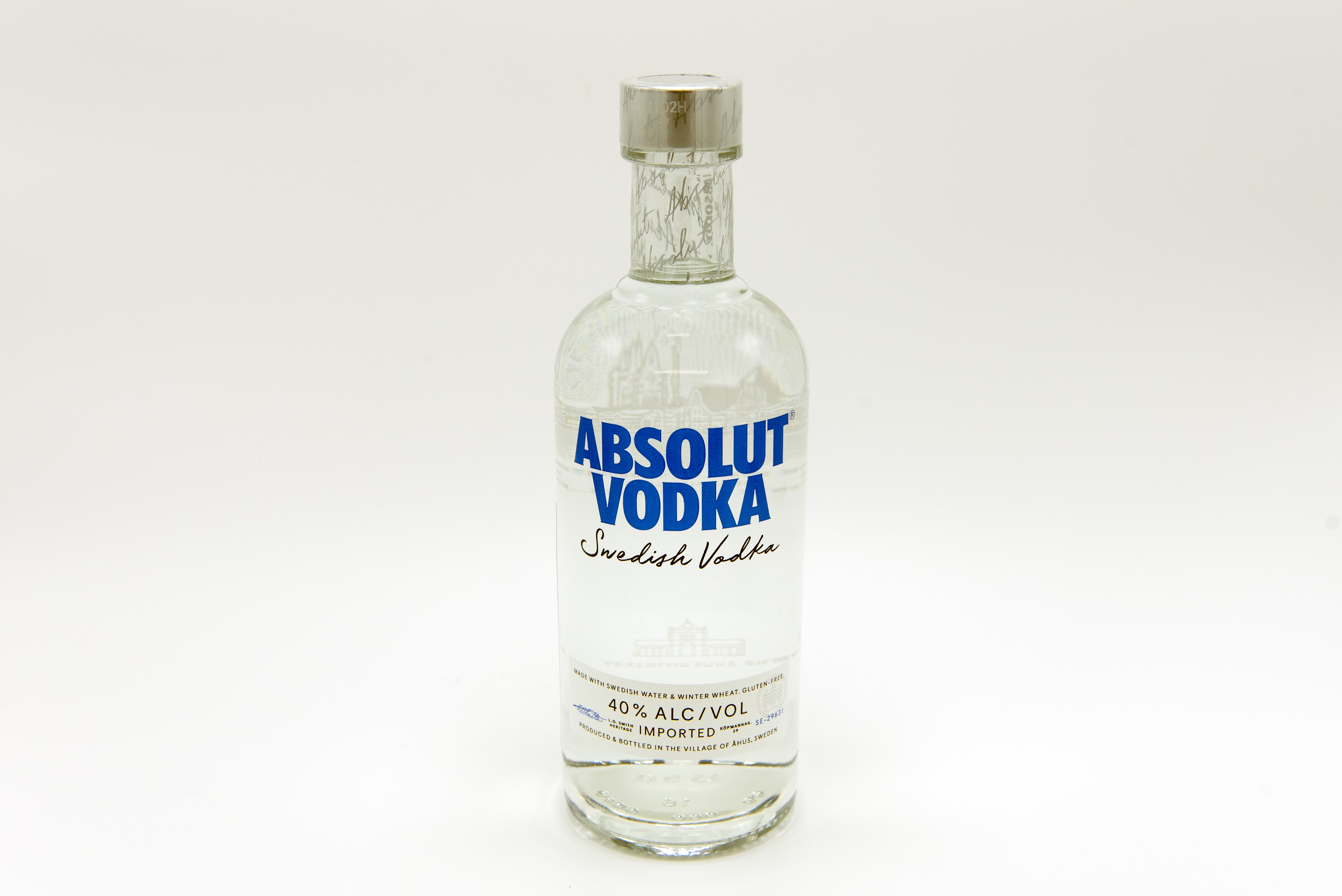 Order Absolut vodka 750mL  food online from Sandpiper Liquors store, Summerland on bringmethat.com