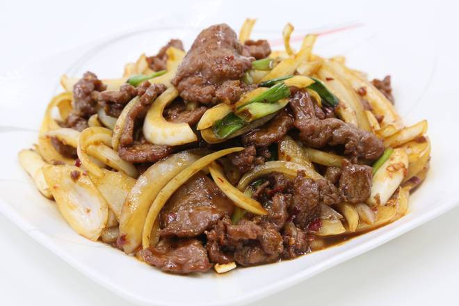 Order Beef Scallion 蔥爆牛 food online from Uncle Chen's Chinese Restaurant store, State College on bringmethat.com