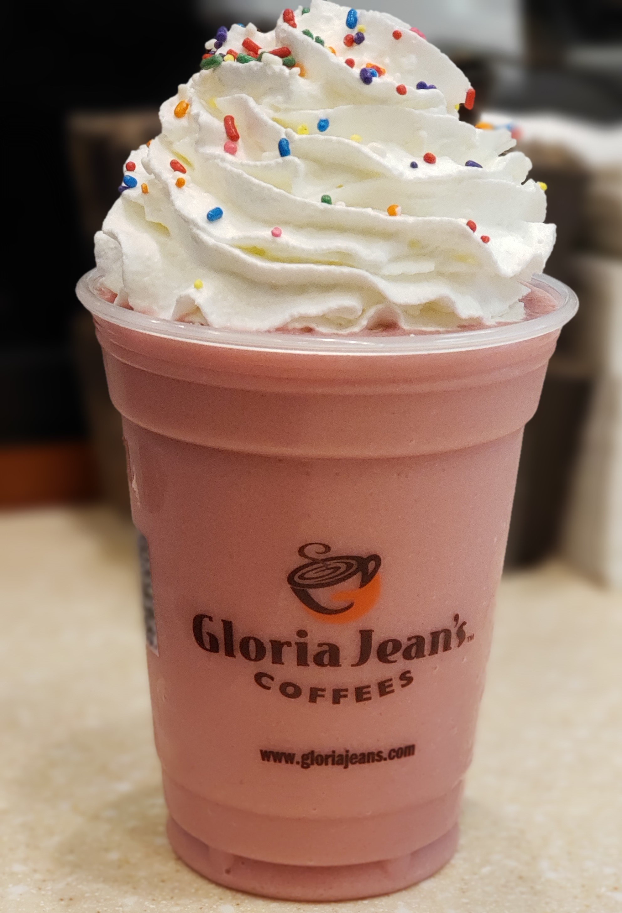 Order Strawberry and Banana Smoothie food online from Gloria Jean's Coffees store, Rochester on bringmethat.com