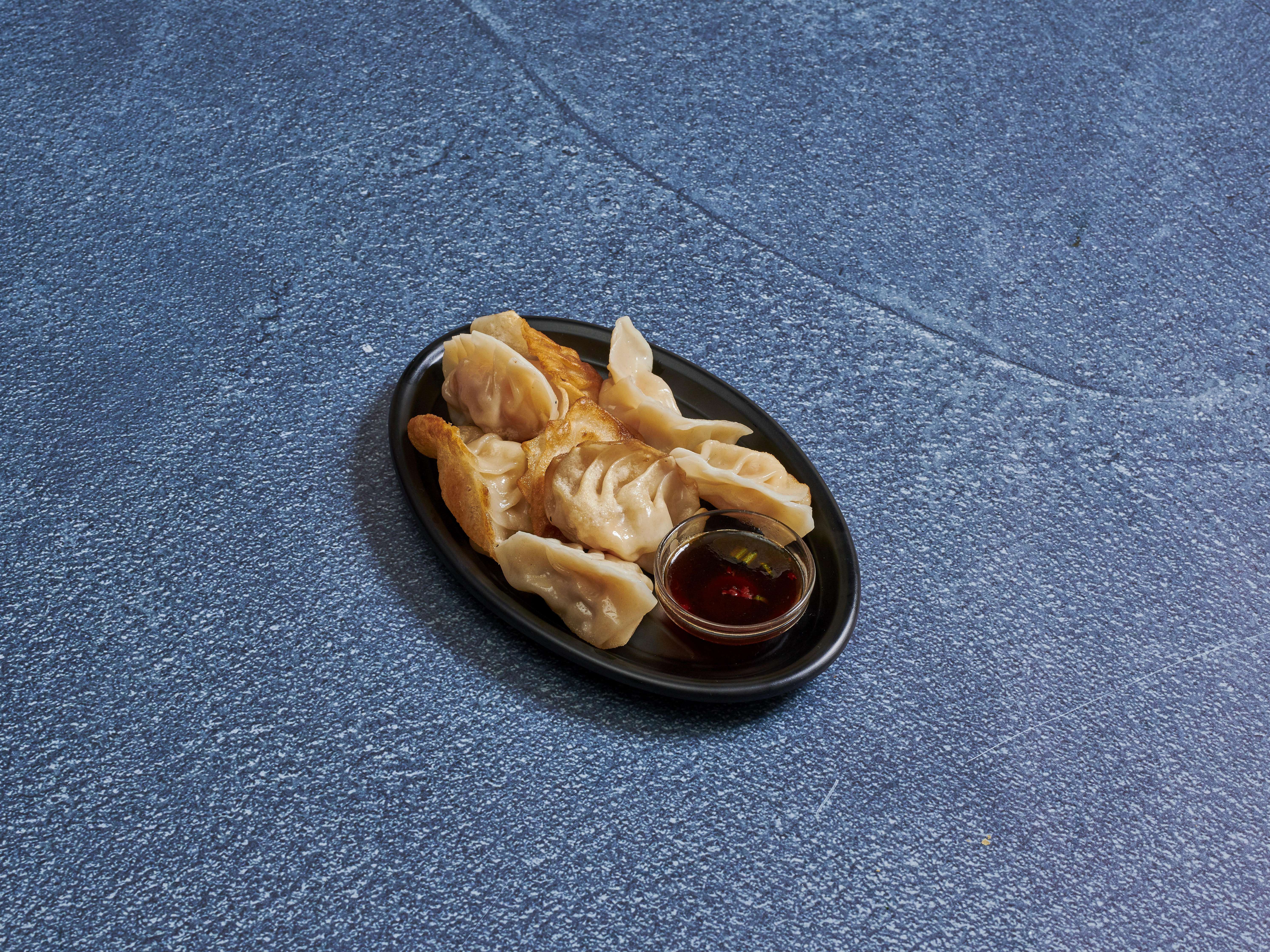 Order 11. Pan Fried Wonton food online from Empire Chinese Restaurant store, Hawthorne on bringmethat.com